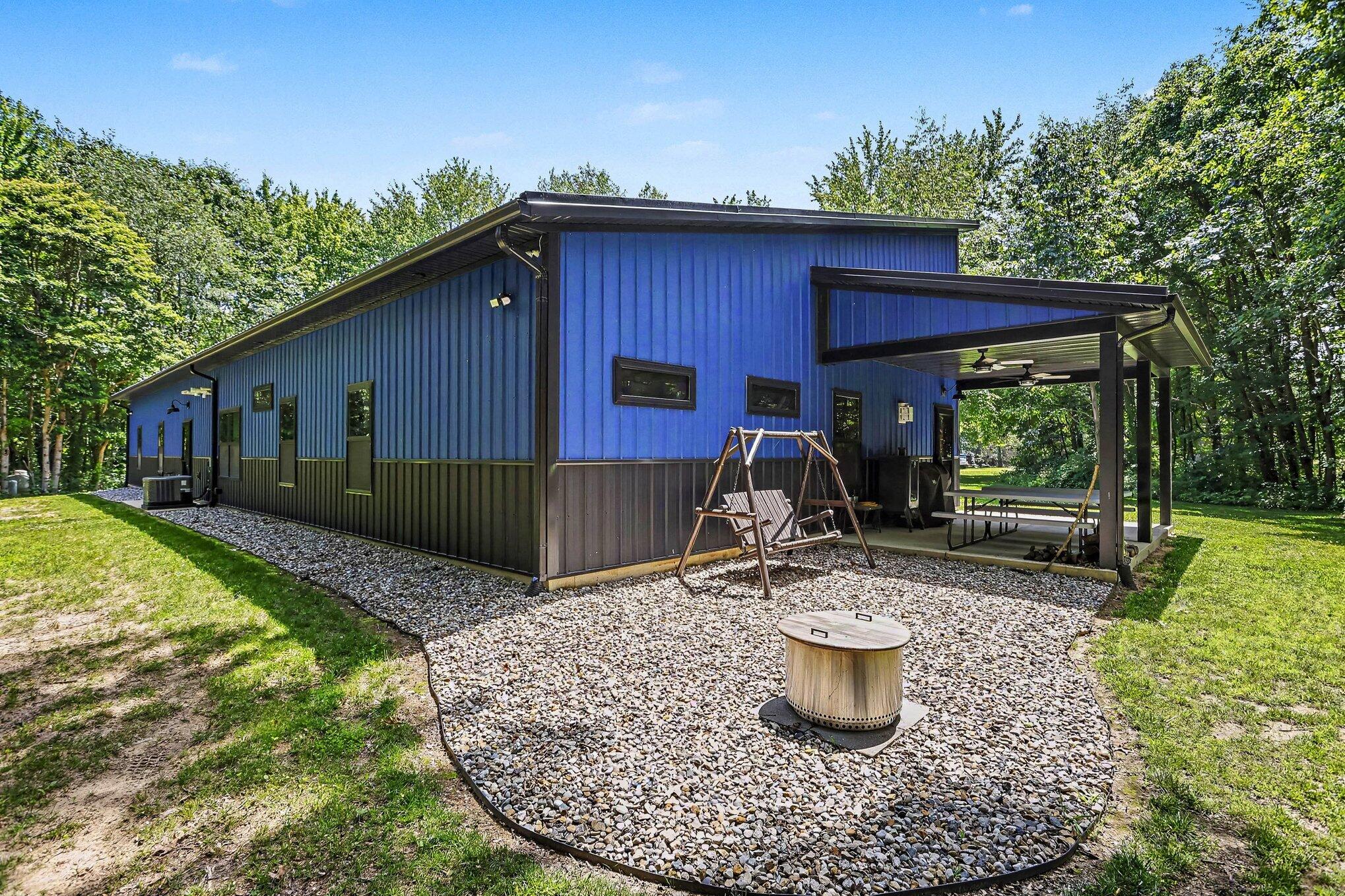 86960 County Road 681 Decatur MI 49045