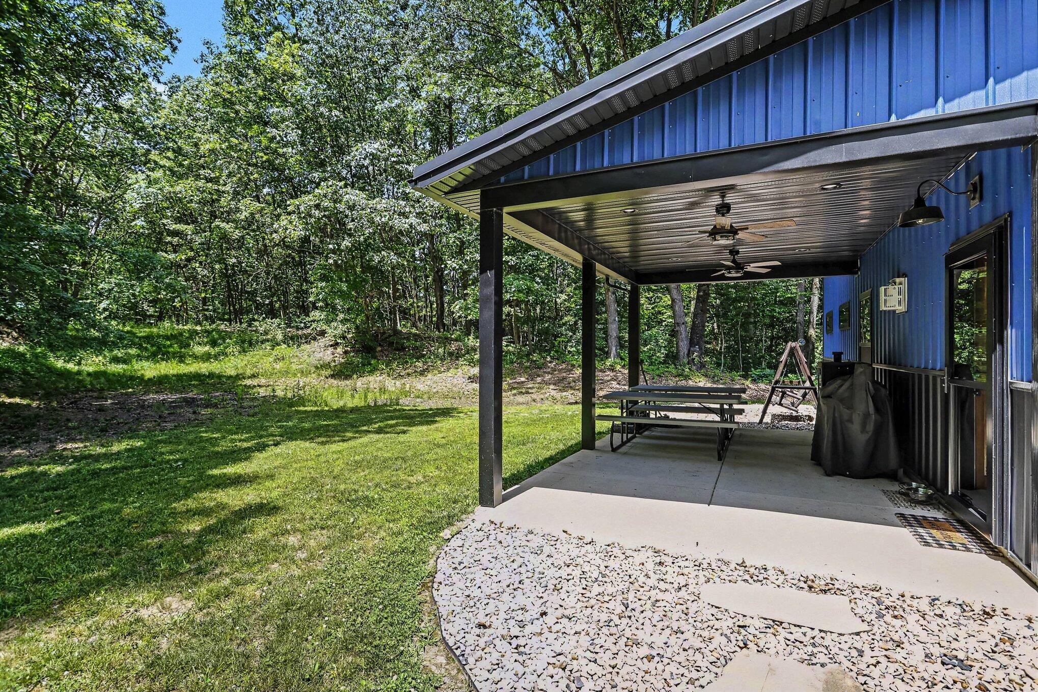 86960 County Road 681 Decatur MI 49045