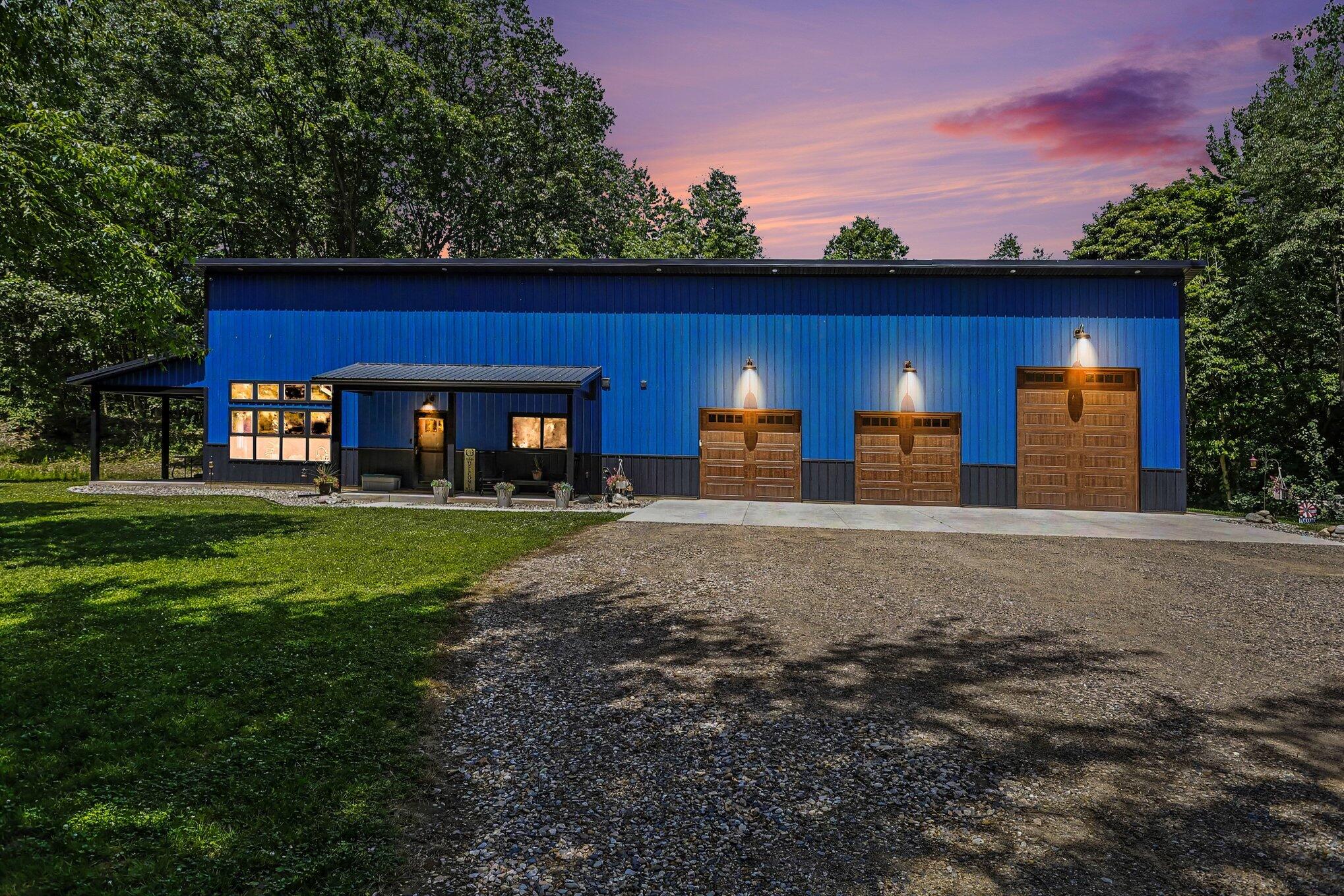 86960 County Road 681 Decatur MI 49045