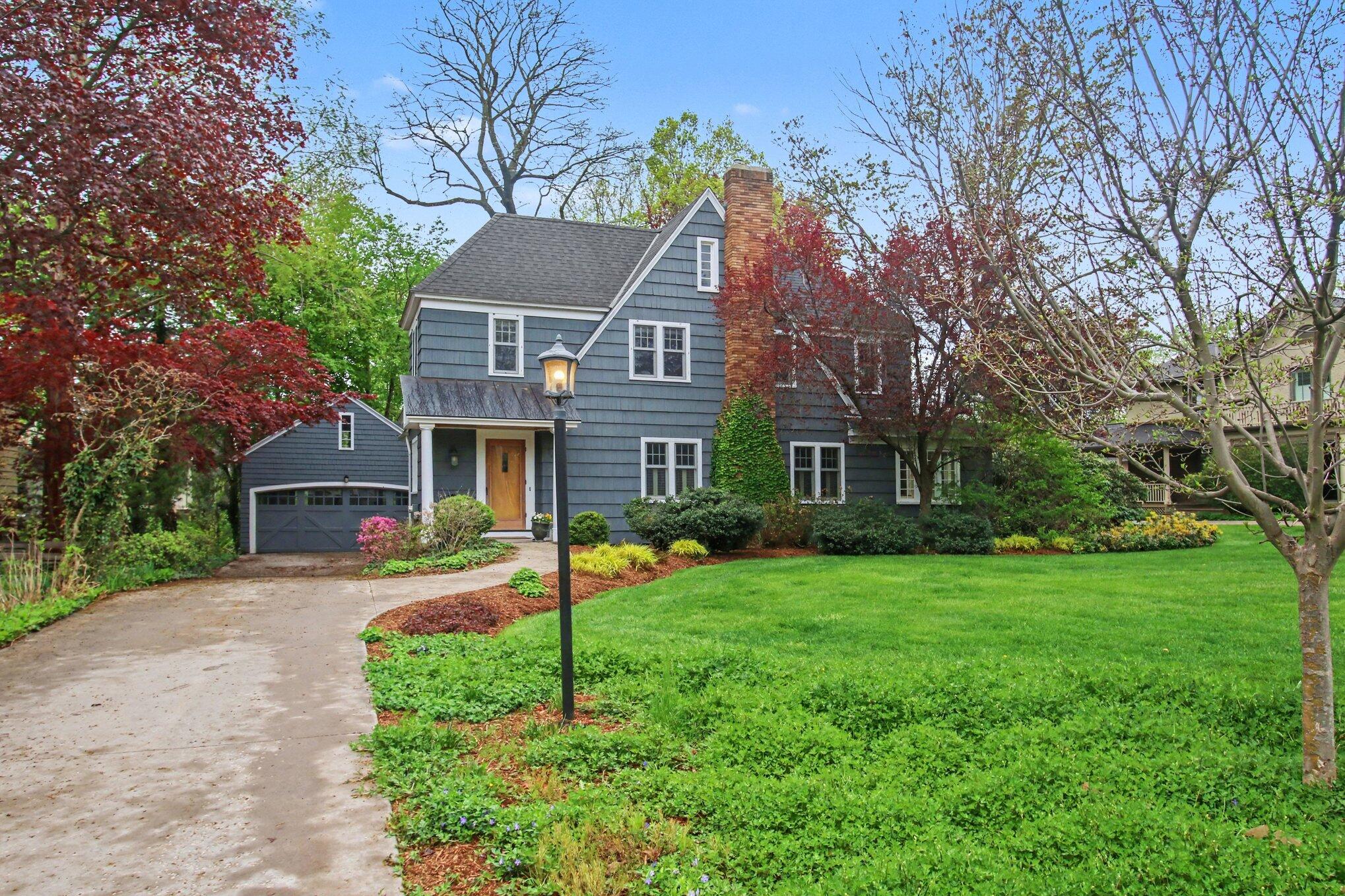 588 Central Avenue Holland MI 49423