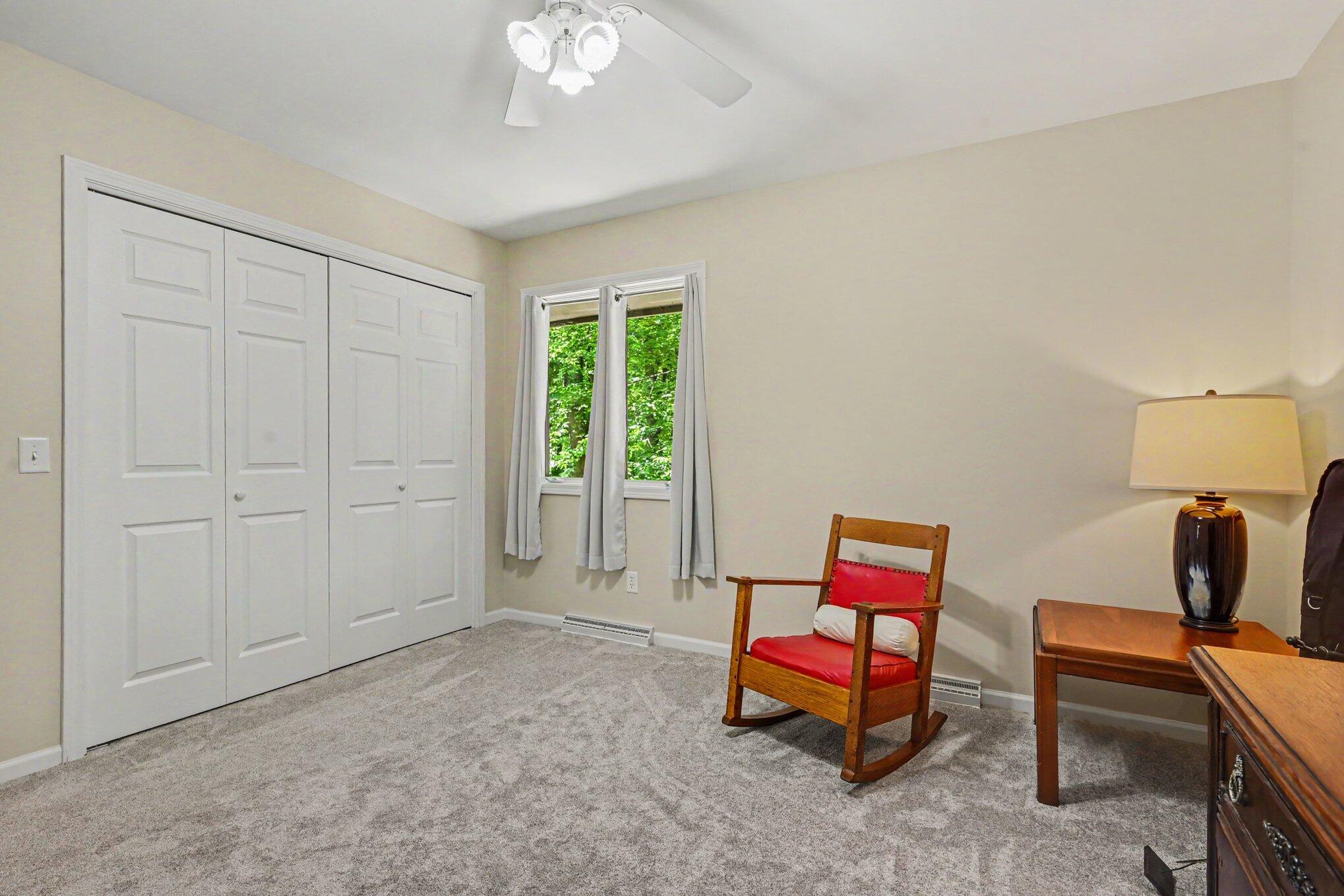 8656 W R Avenue Kalamazoo MI 49009