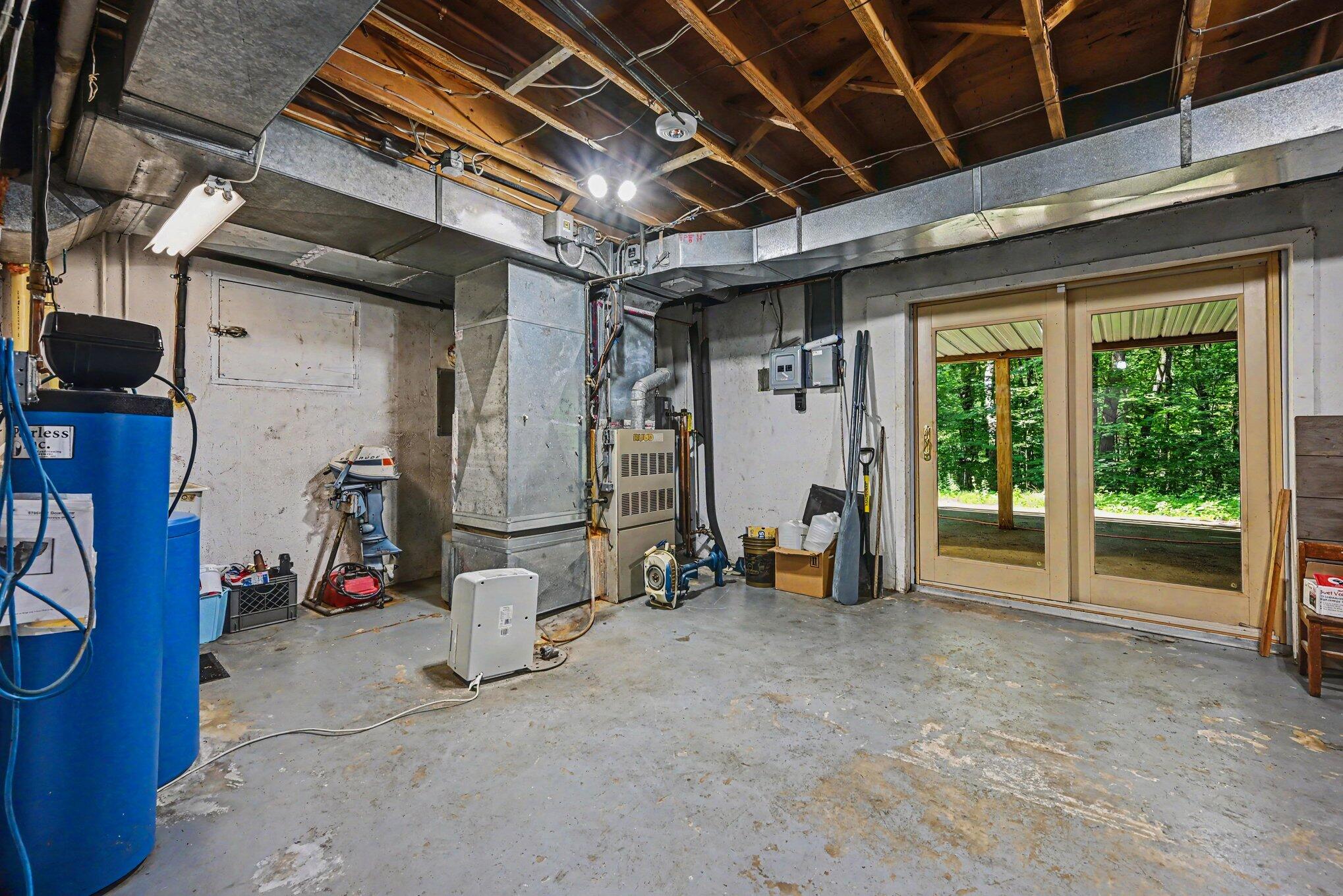 8656 W R Avenue Kalamazoo MI 49009