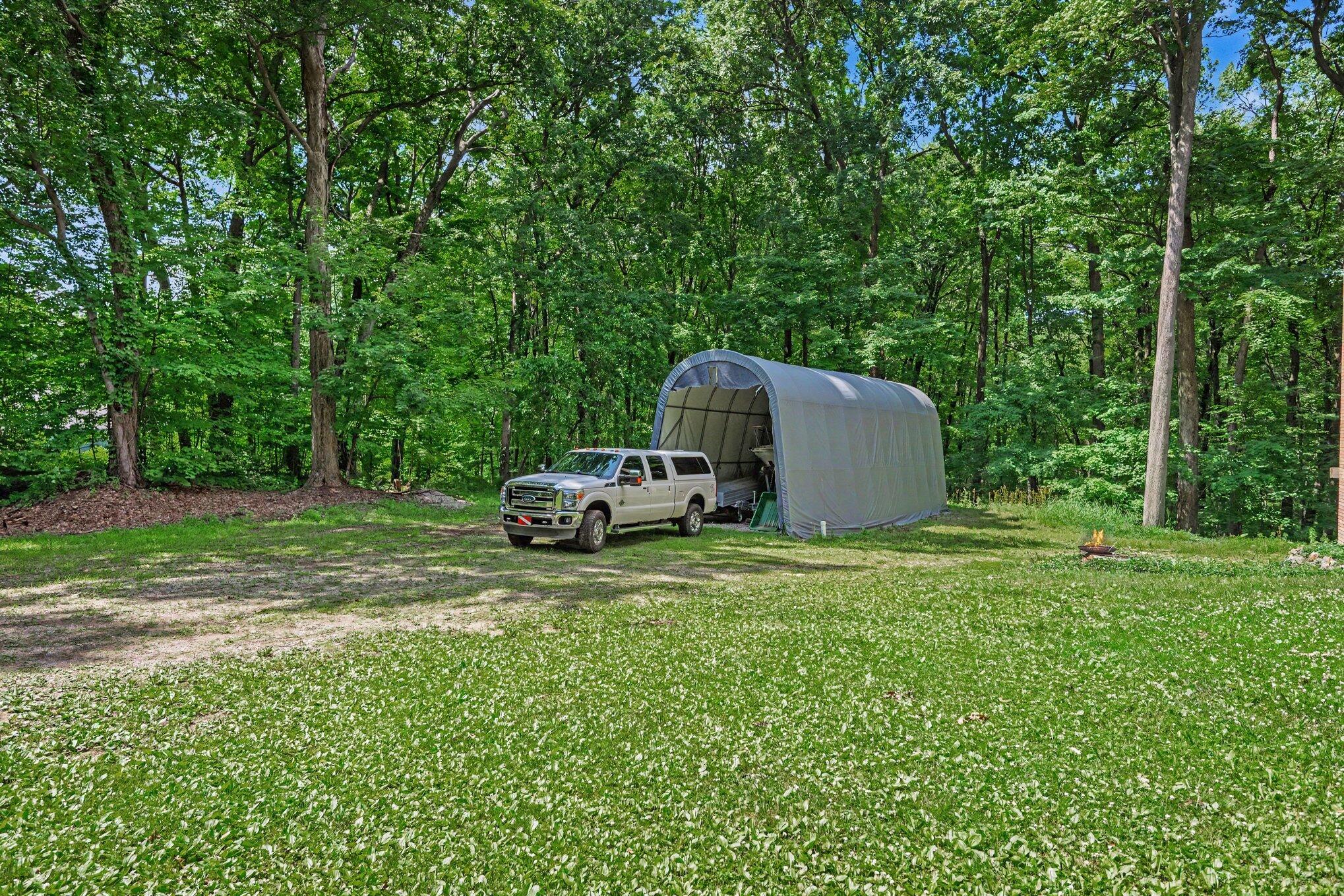 8656 W R Avenue Kalamazoo MI 49009