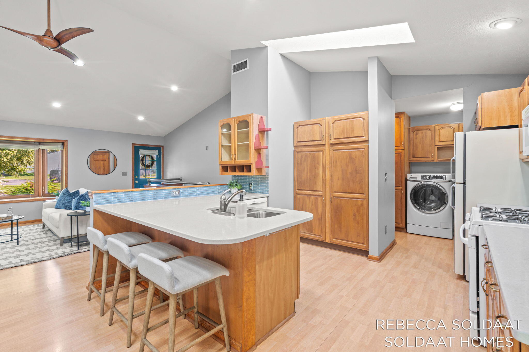 3464 Leonard Street NW Grand Rapids MI 49534
