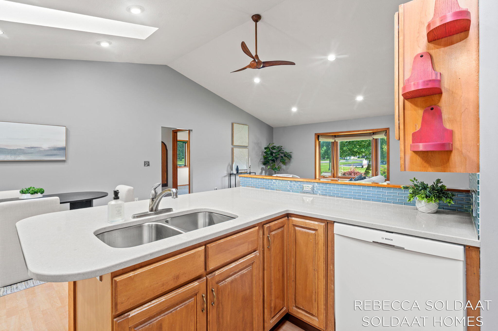 3464 Leonard Street NW Grand Rapids MI 49534