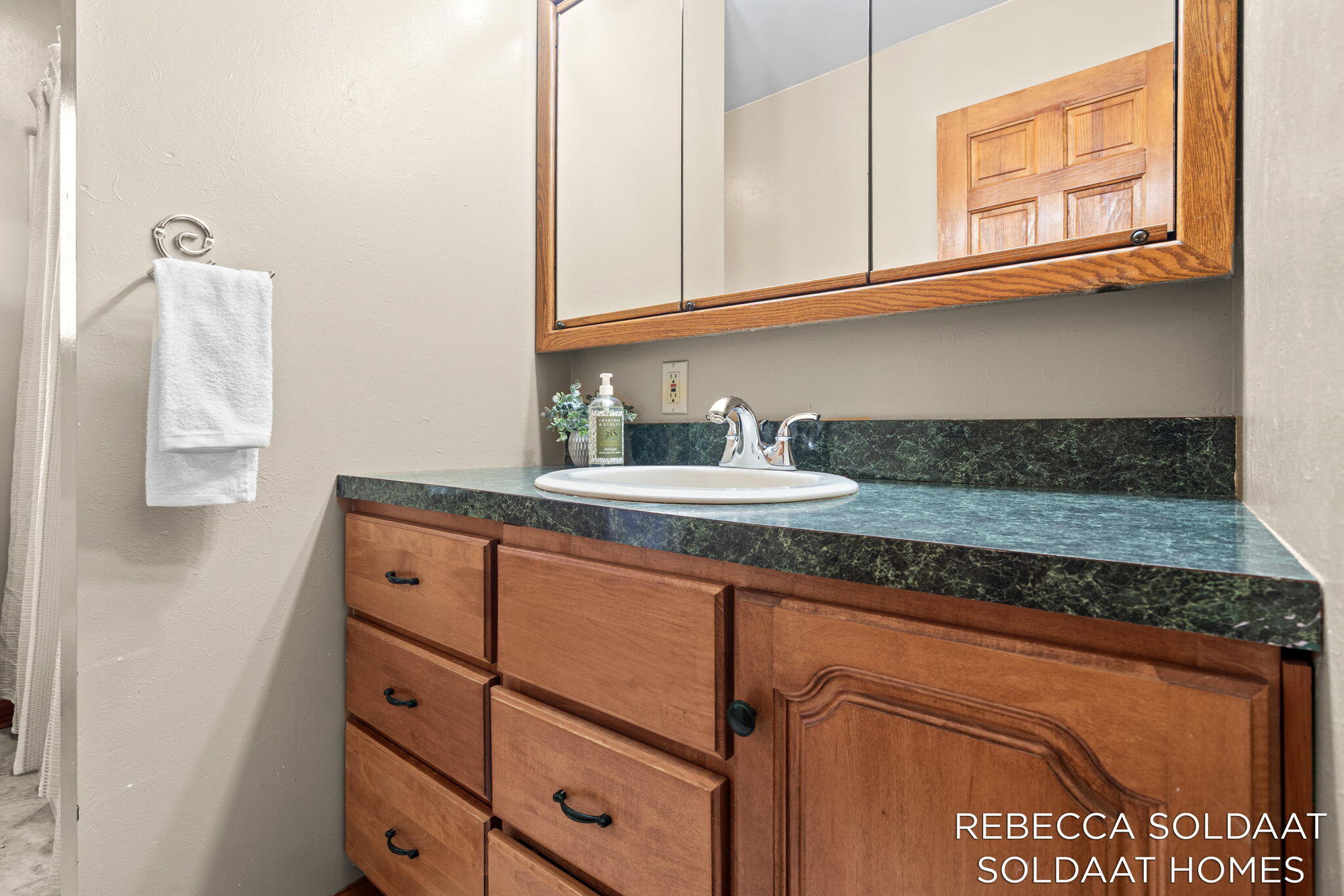 3464 Leonard Street NW Grand Rapids MI 49534