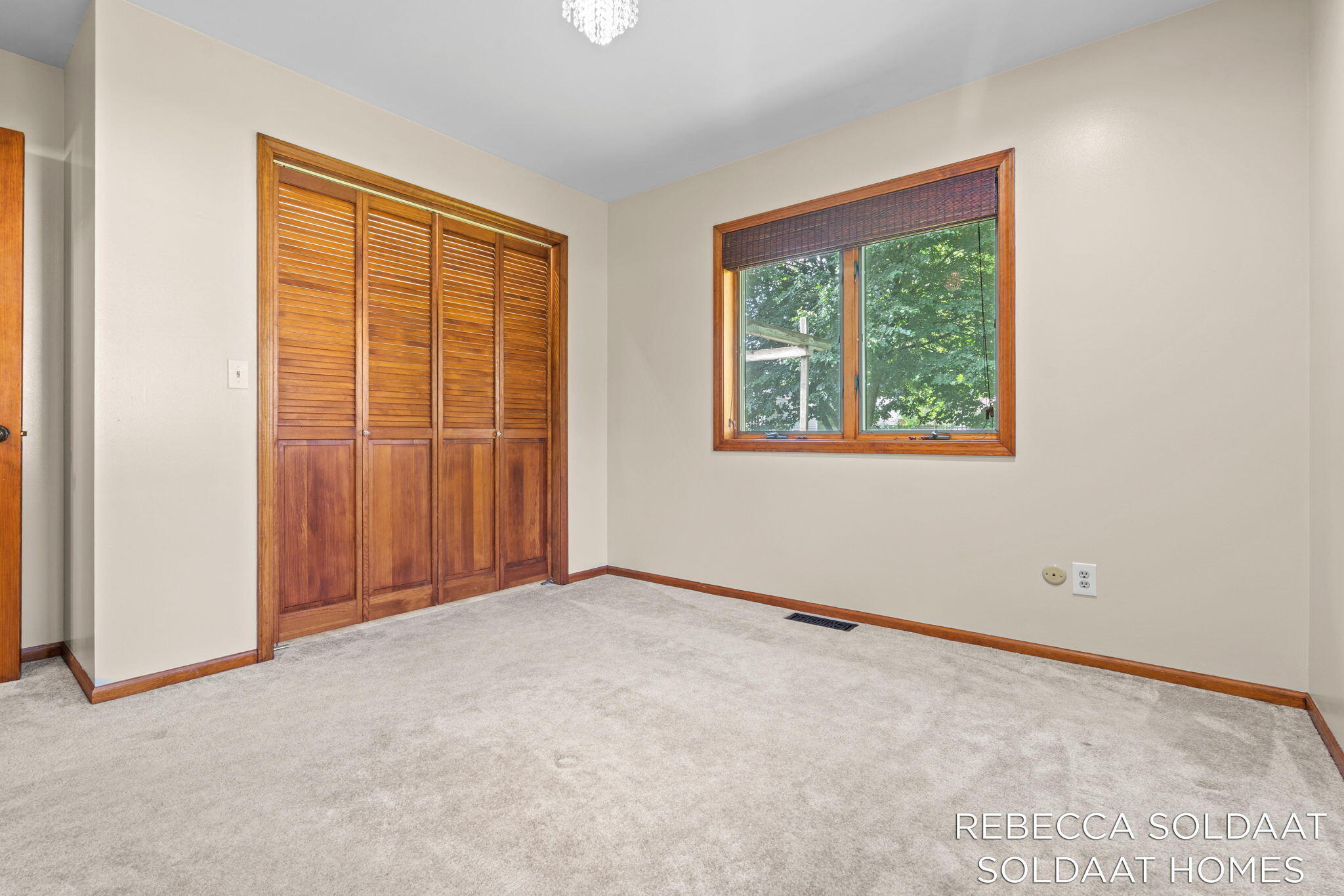 3464 Leonard Street NW Grand Rapids MI 49534