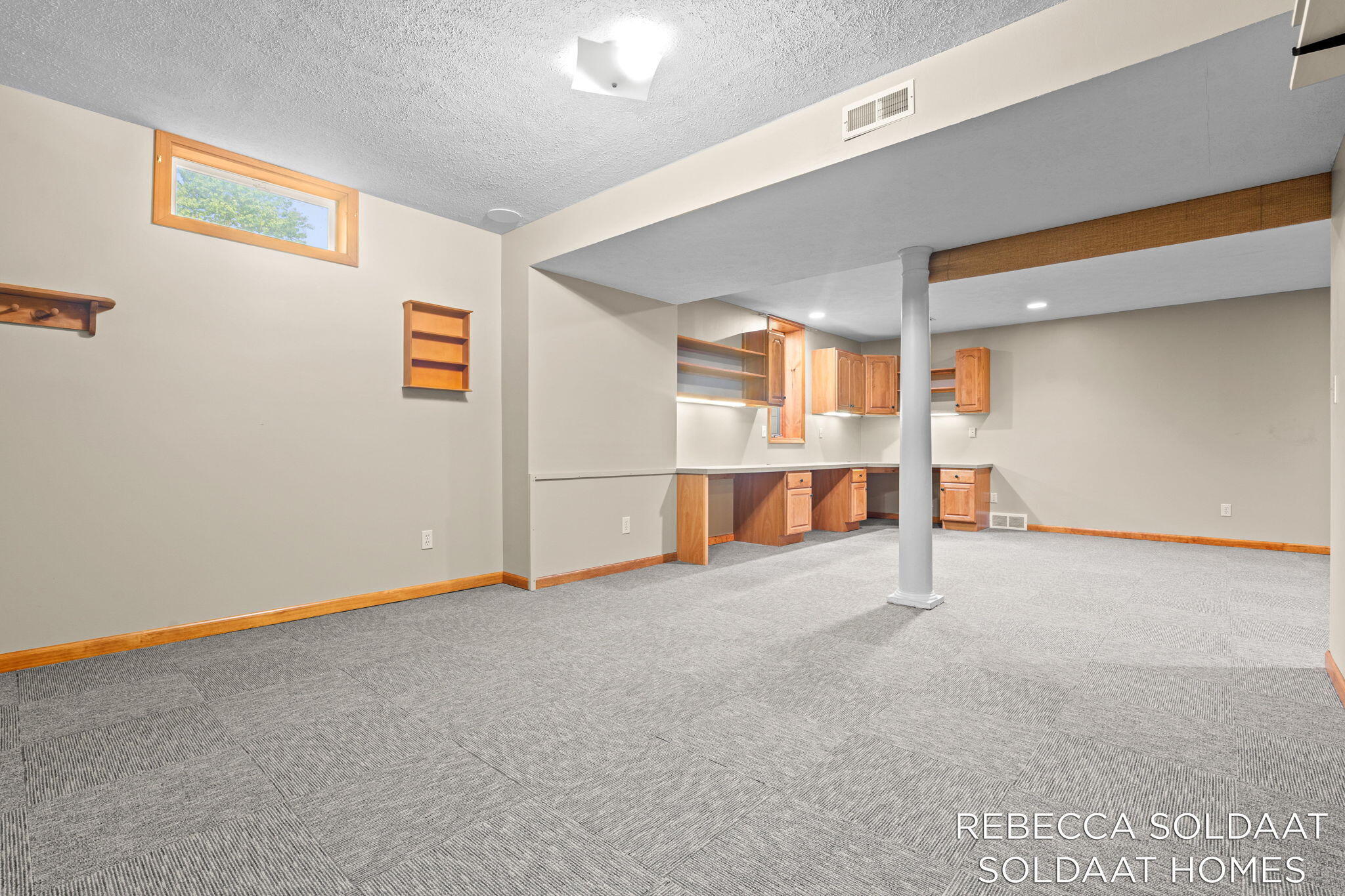 3464 Leonard Street NW Grand Rapids MI 49534