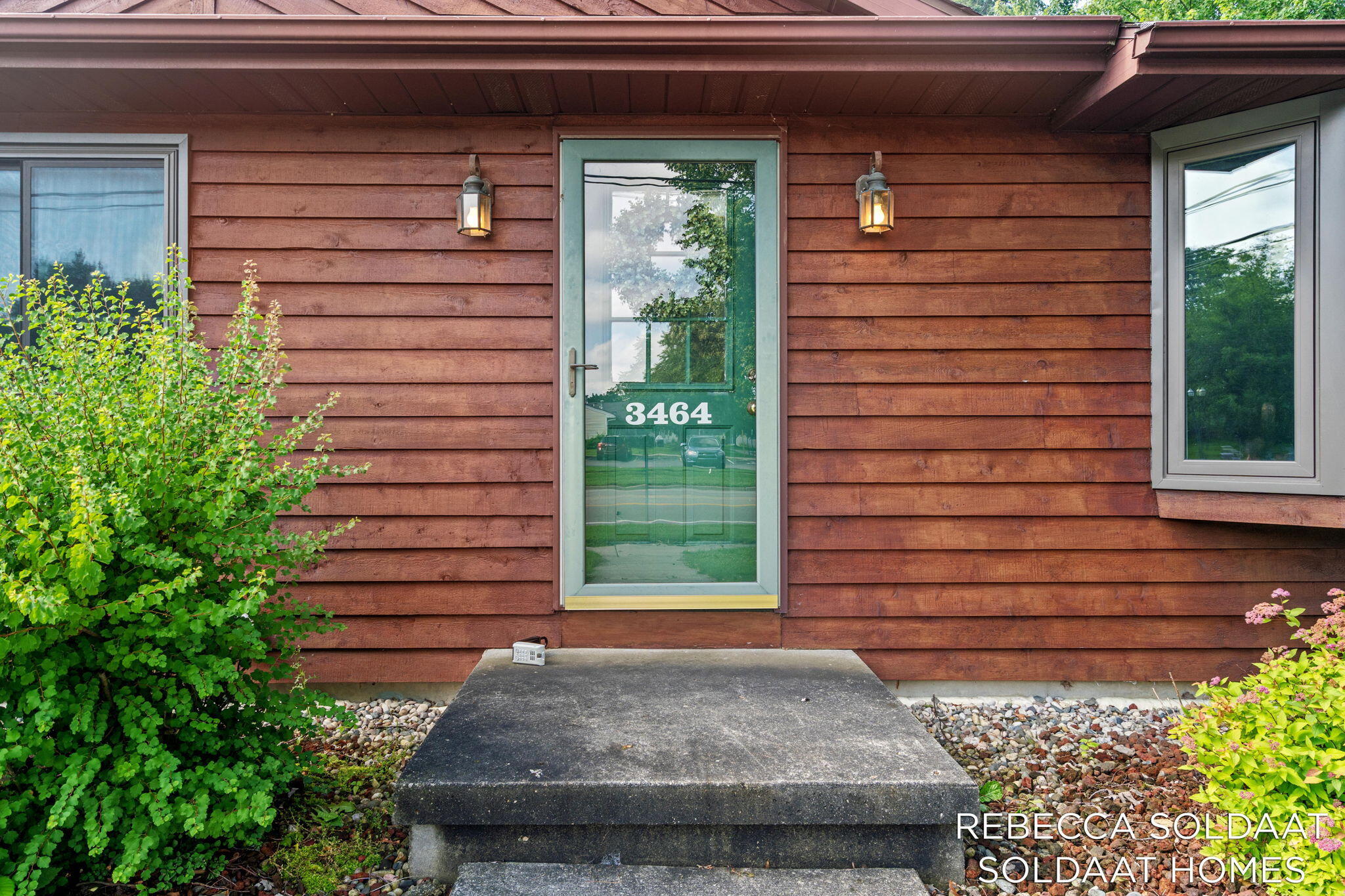 3464 Leonard Street NW Grand Rapids MI 49534