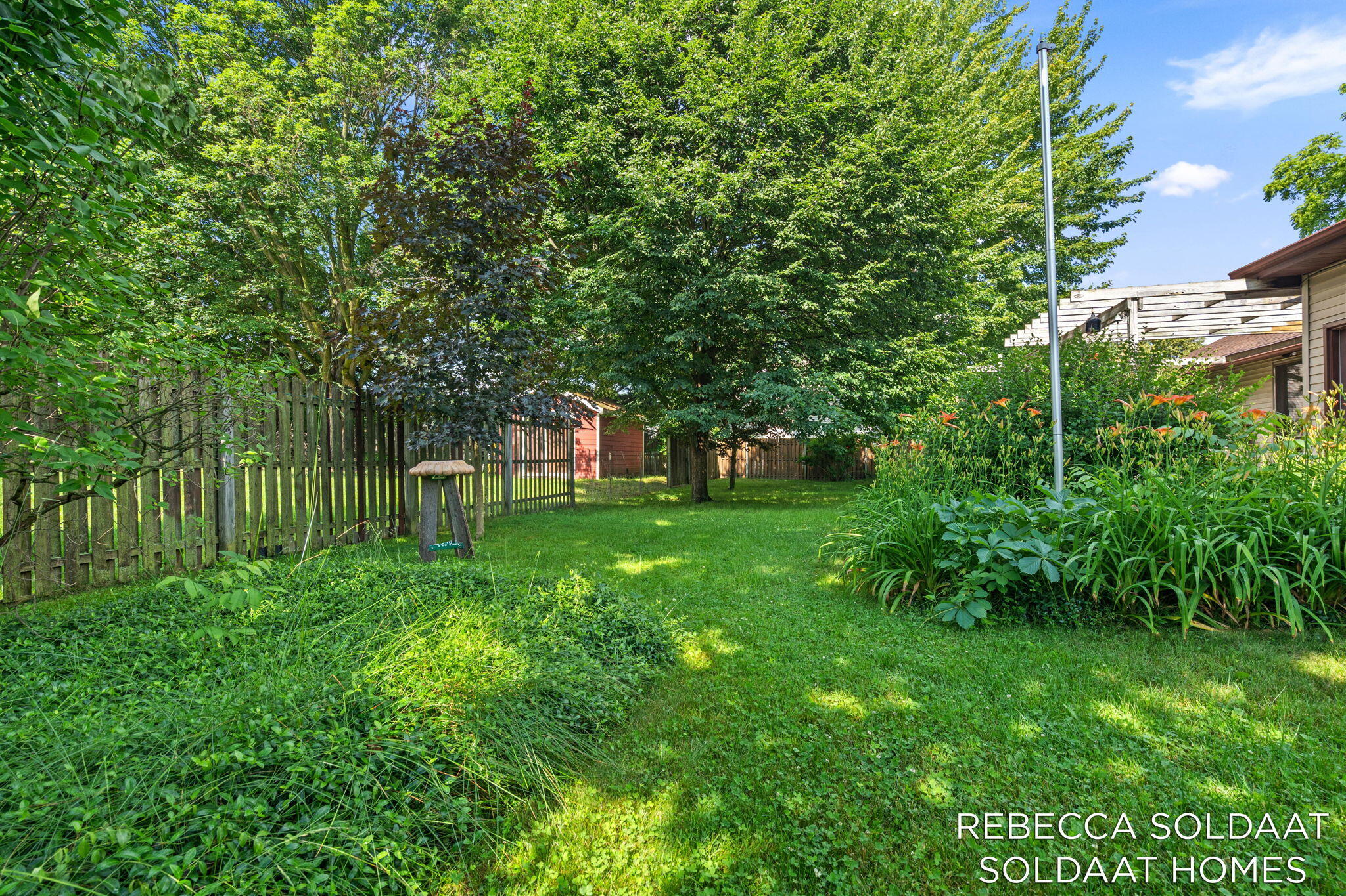 3464 Leonard Street NW Grand Rapids MI 49534