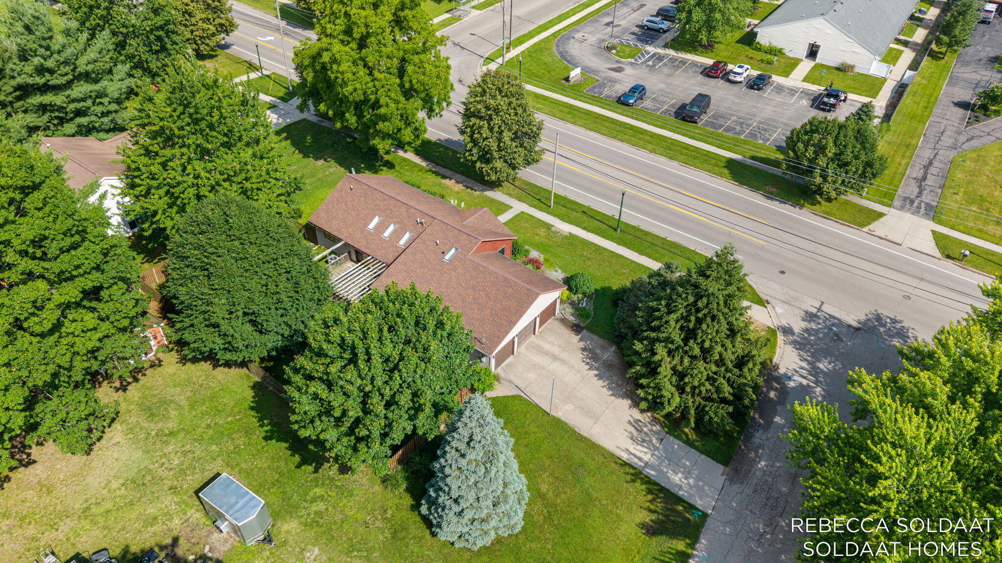 3464 Leonard Street NW Grand Rapids MI 49534