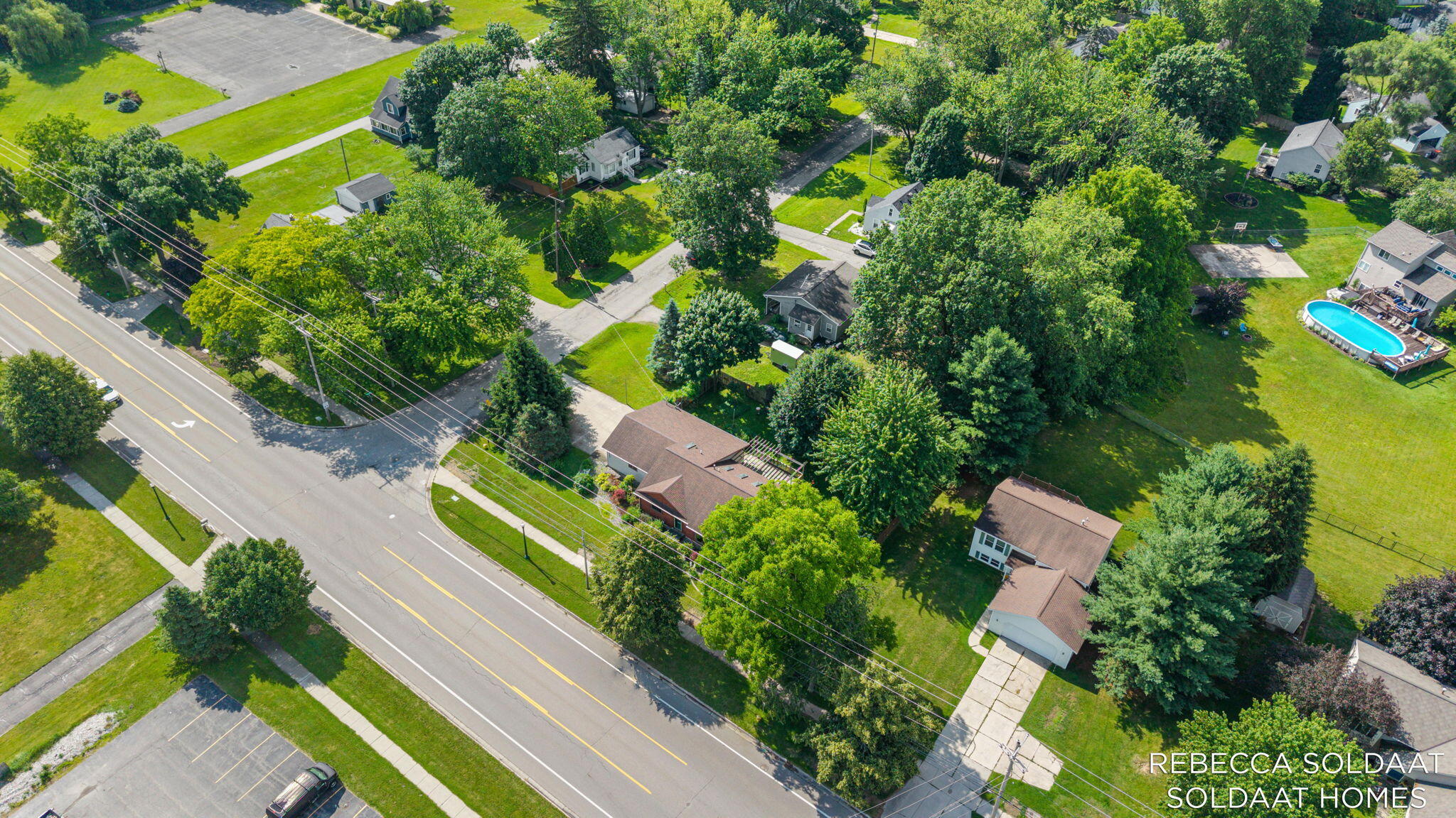 3464 Leonard Street NW Grand Rapids MI 49534
