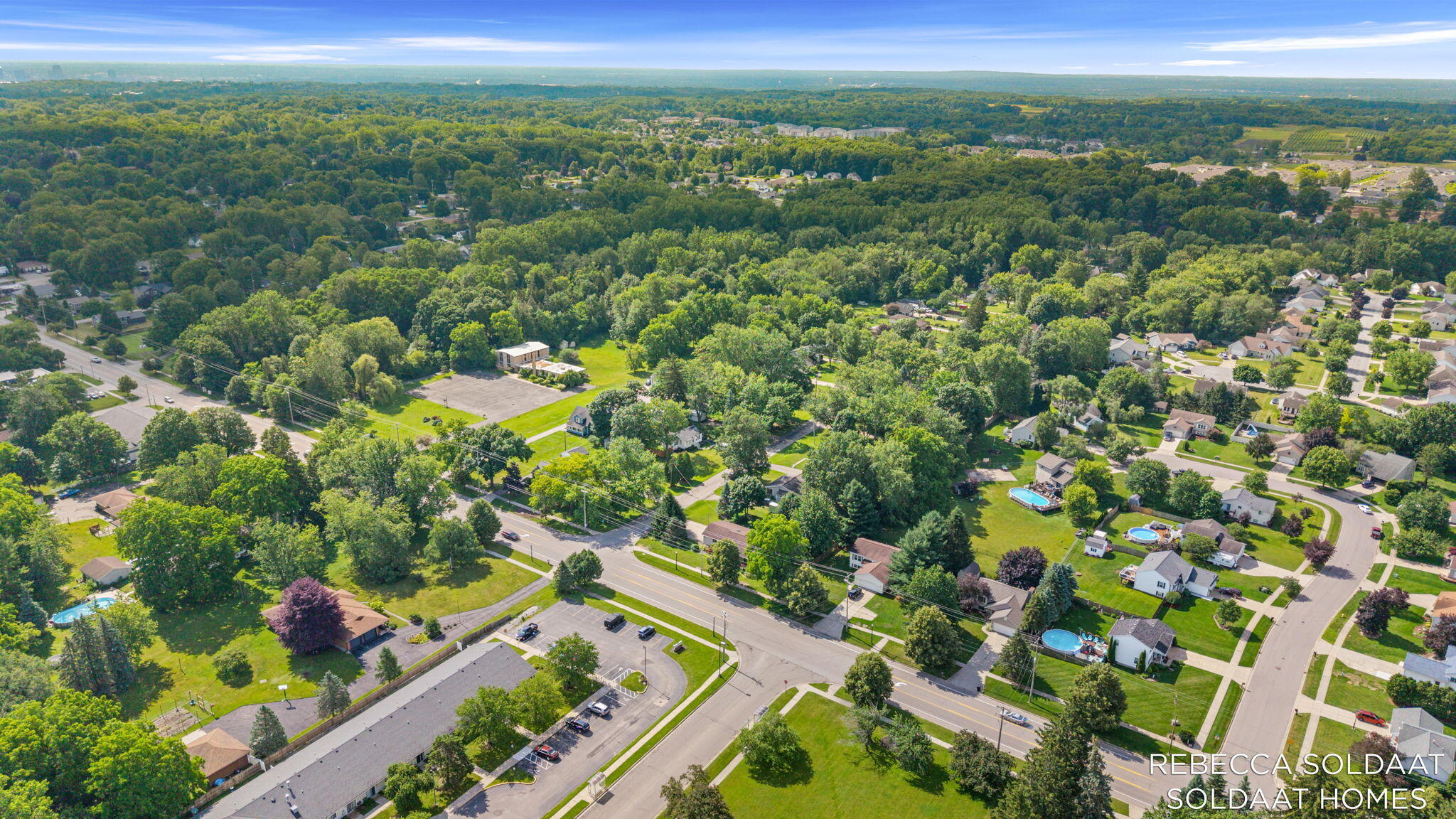 3464 Leonard Street NW Grand Rapids MI 49534