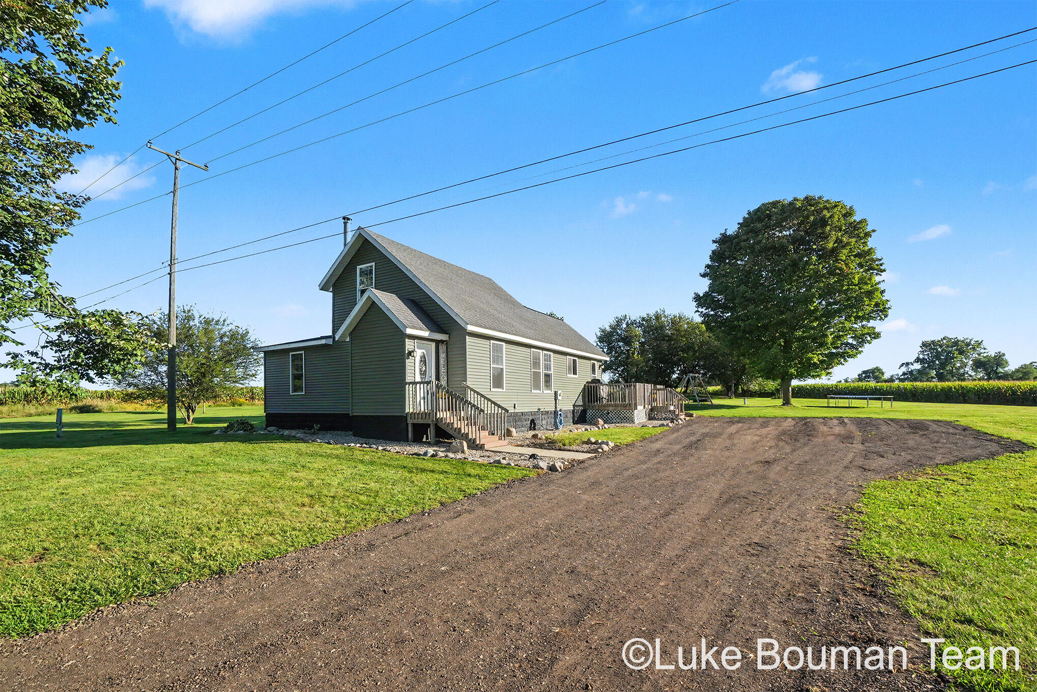 3173 Dumont Road Allegan MI 49010
