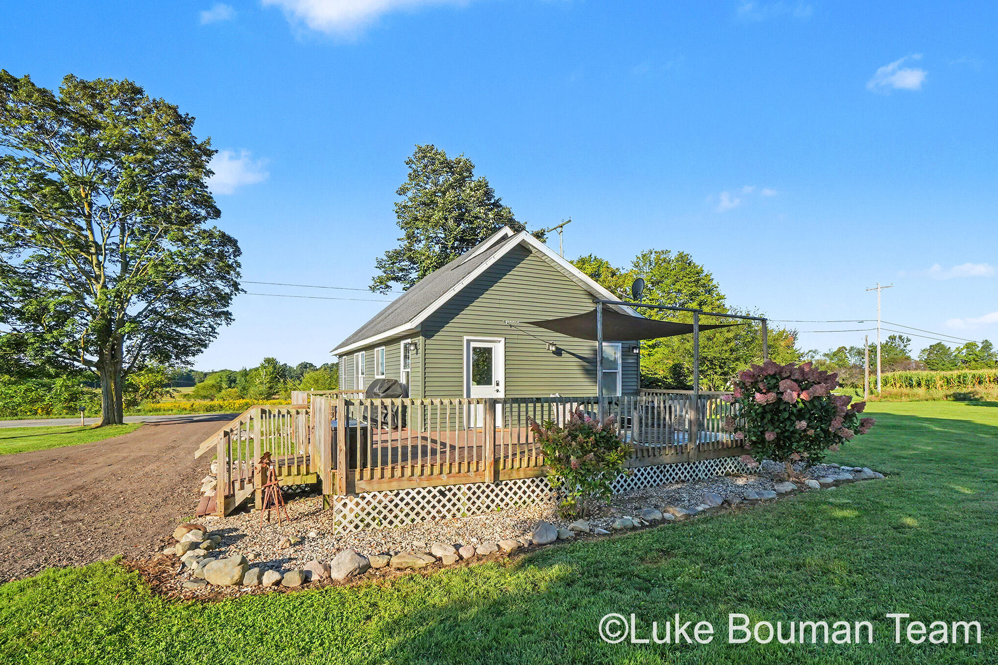 3173 Dumont Road Allegan MI 49010