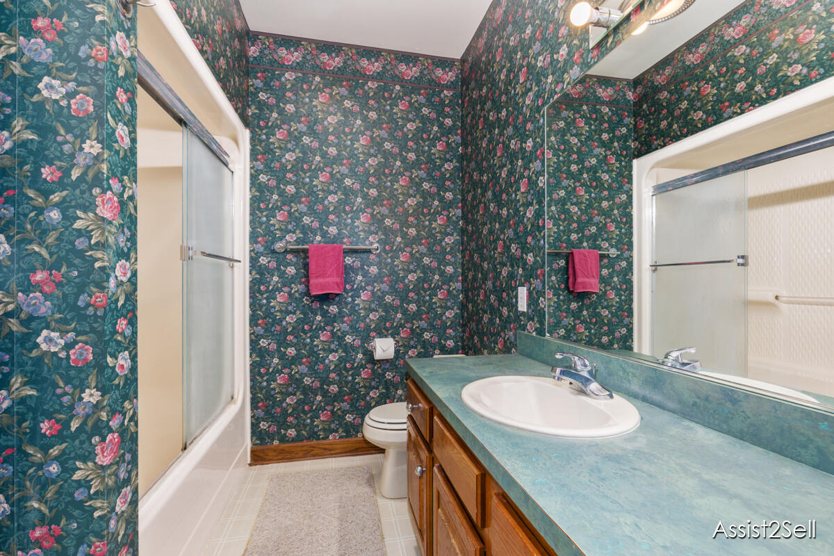 1909 Blue Isle Court Holland MI 49424