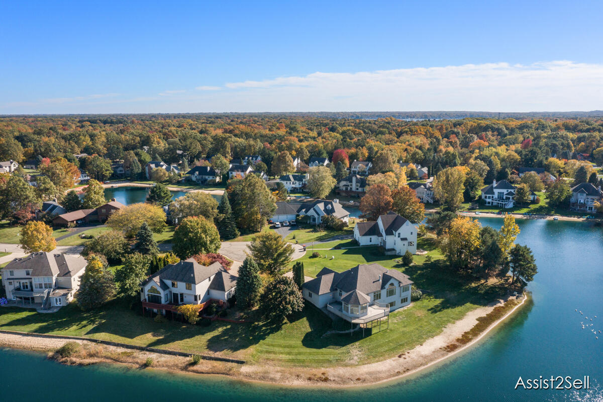 1909 Blue Isle Court Holland MI 49424