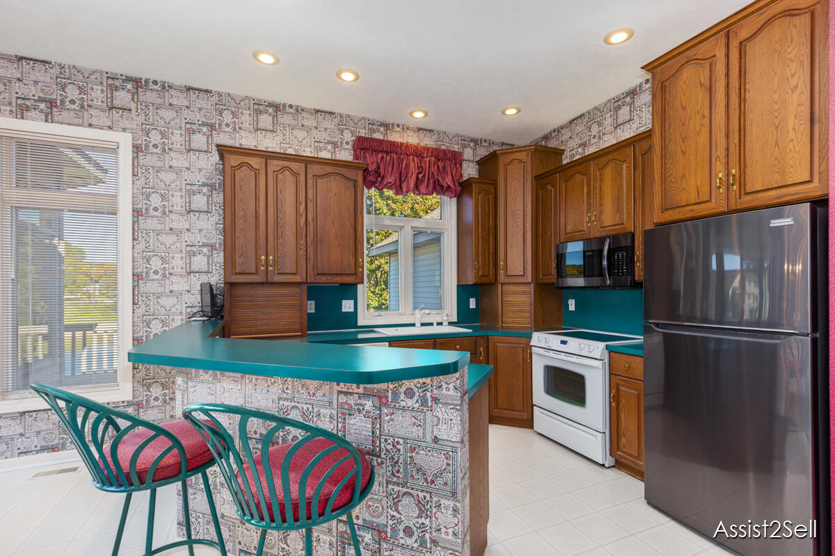 1909 Blue Isle Court Holland MI 49424