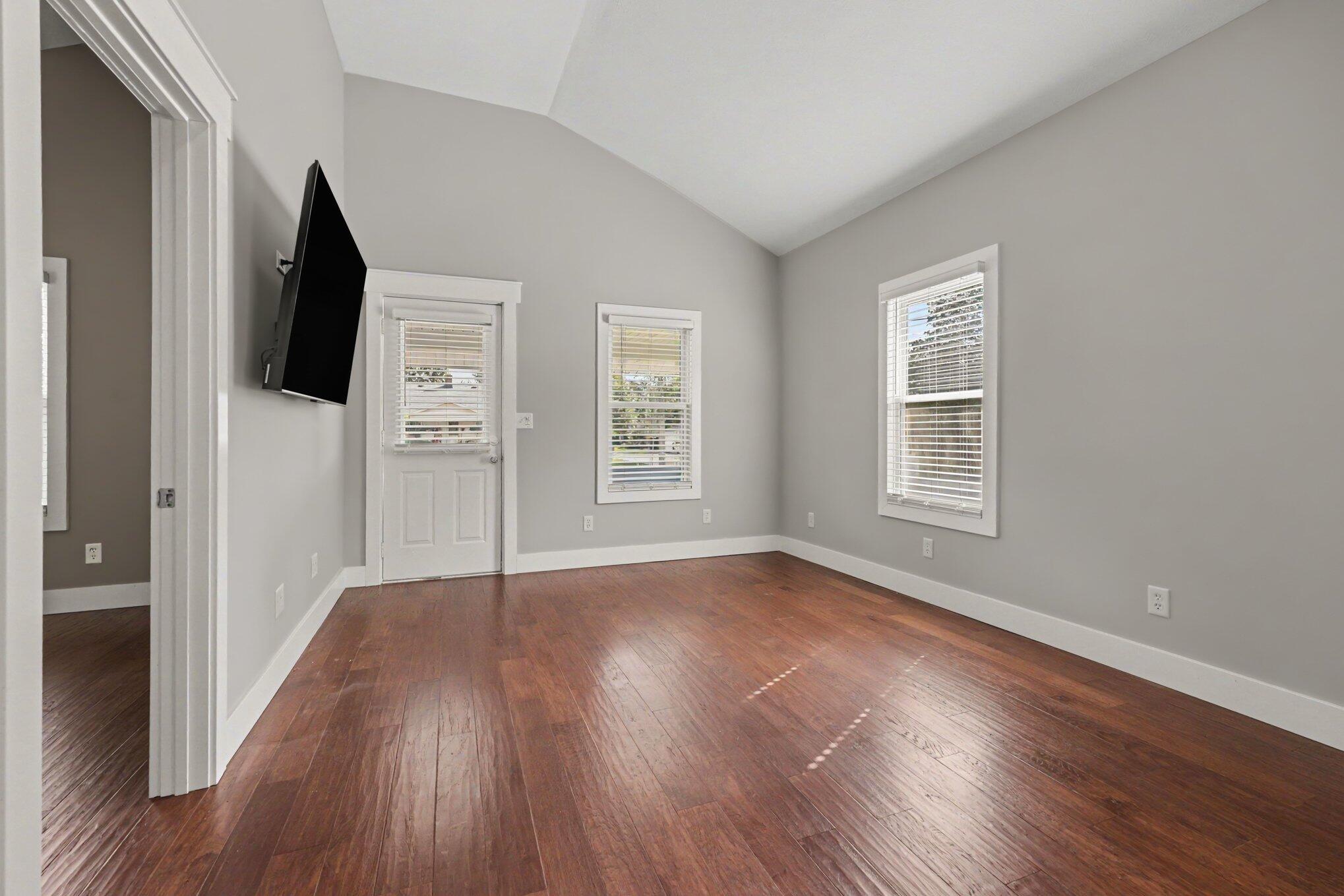 327 Lewis Street Rockford MI 49341