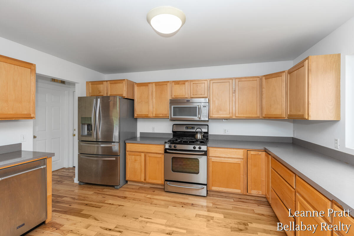 8015 Jericho Avenue NE Rockford MI 49341