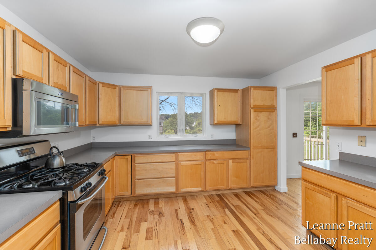 8015 Jericho Avenue NE Rockford MI 49341