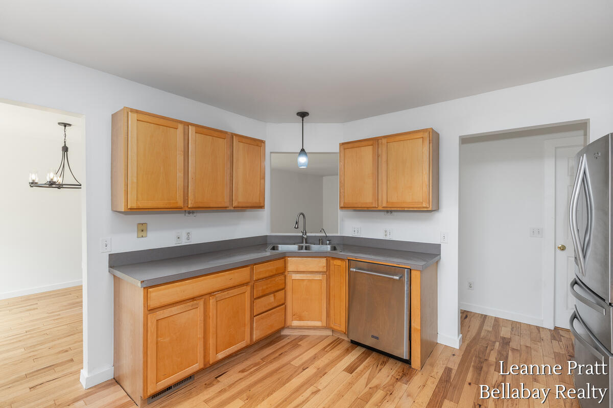 8015 Jericho Avenue NE Rockford MI 49341