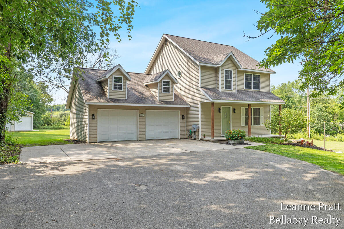 8015 Jericho Avenue NE Rockford MI 49341