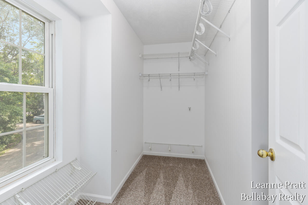 8015 Jericho Avenue NE Rockford MI 49341