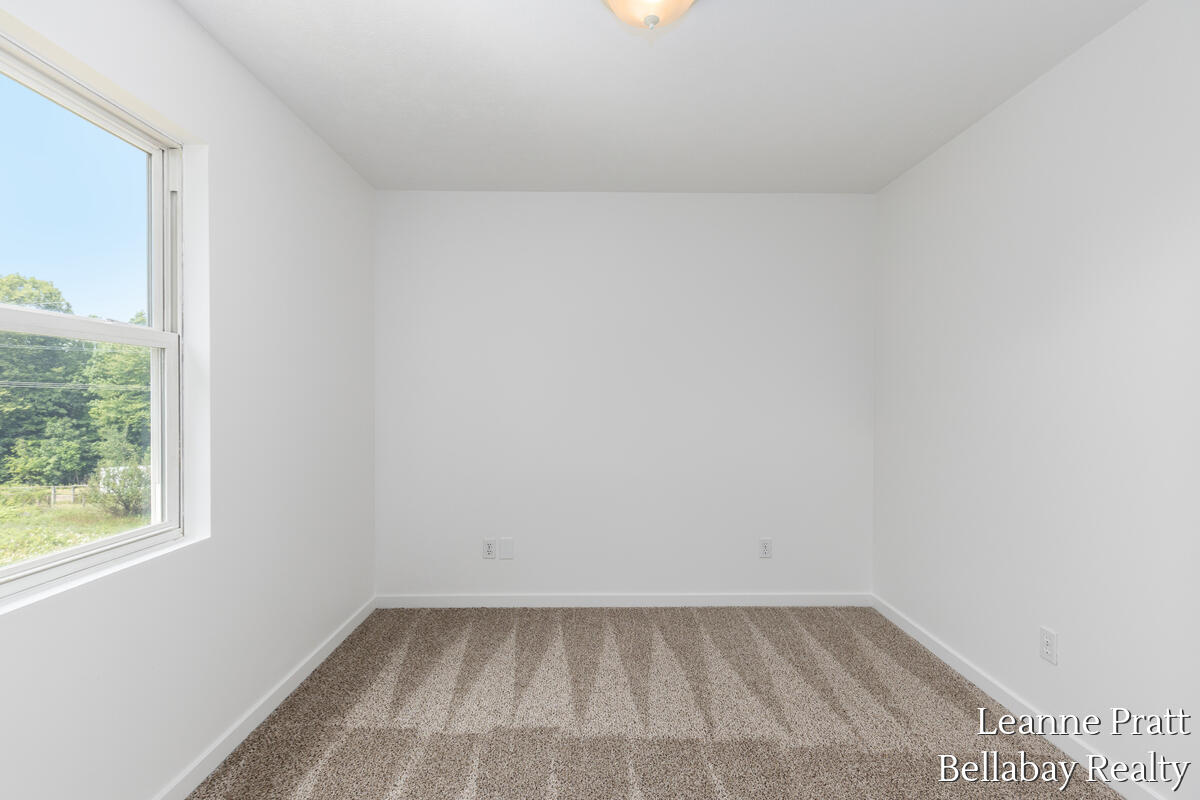 8015 Jericho Avenue NE Rockford MI 49341