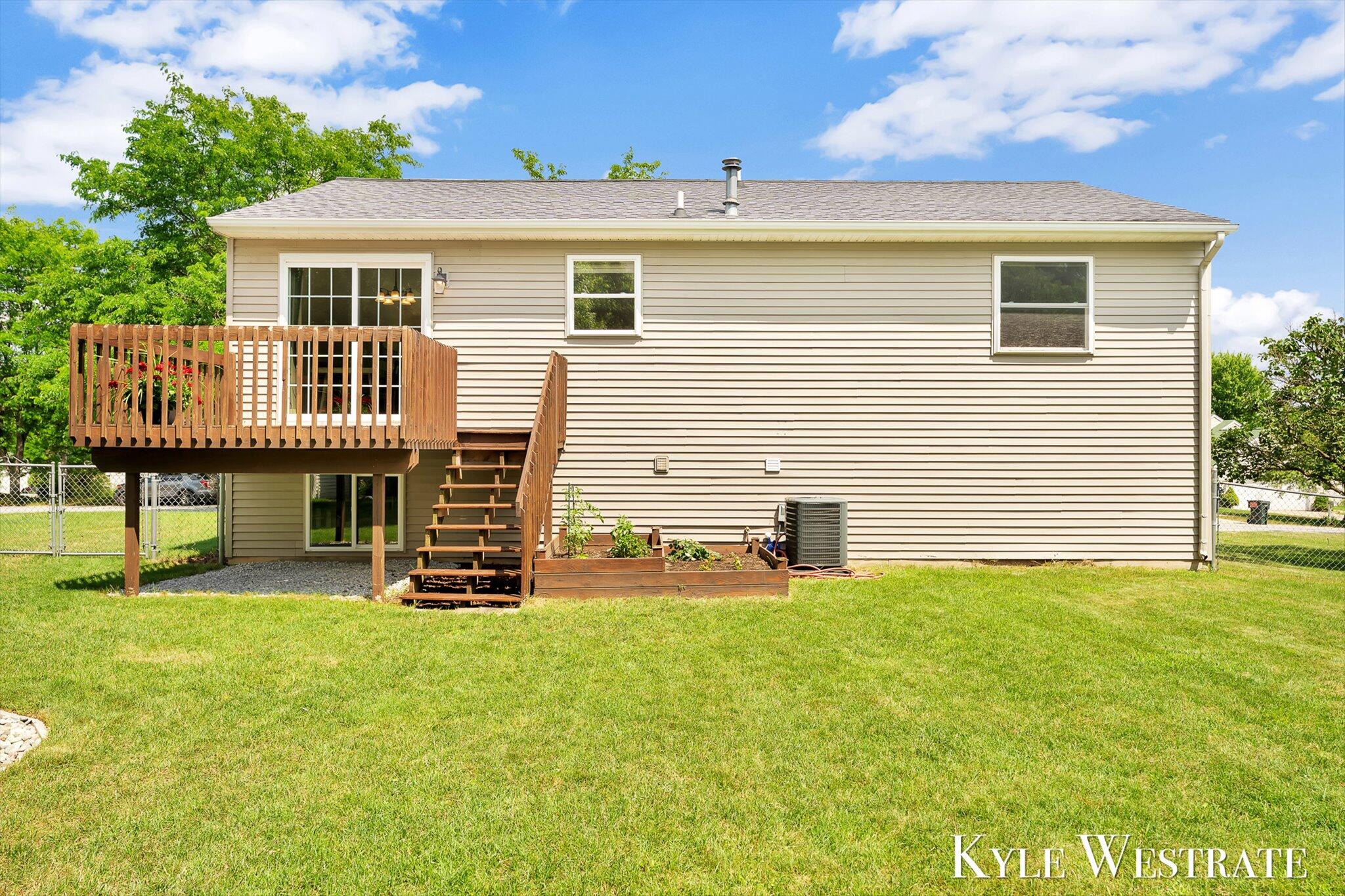 161 Rollingwood Drive Rockford MI 49341