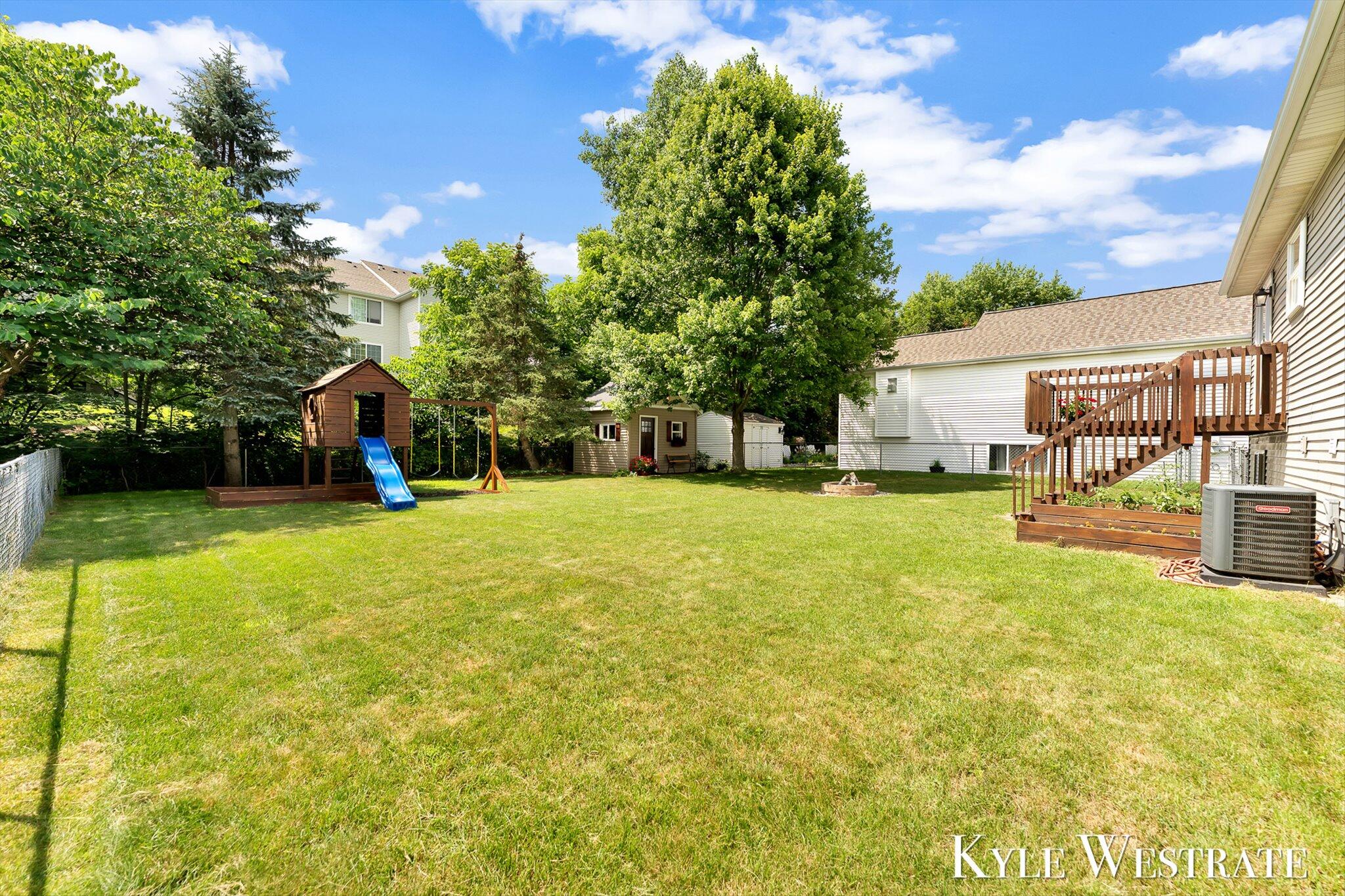 161 Rollingwood Drive Rockford MI 49341