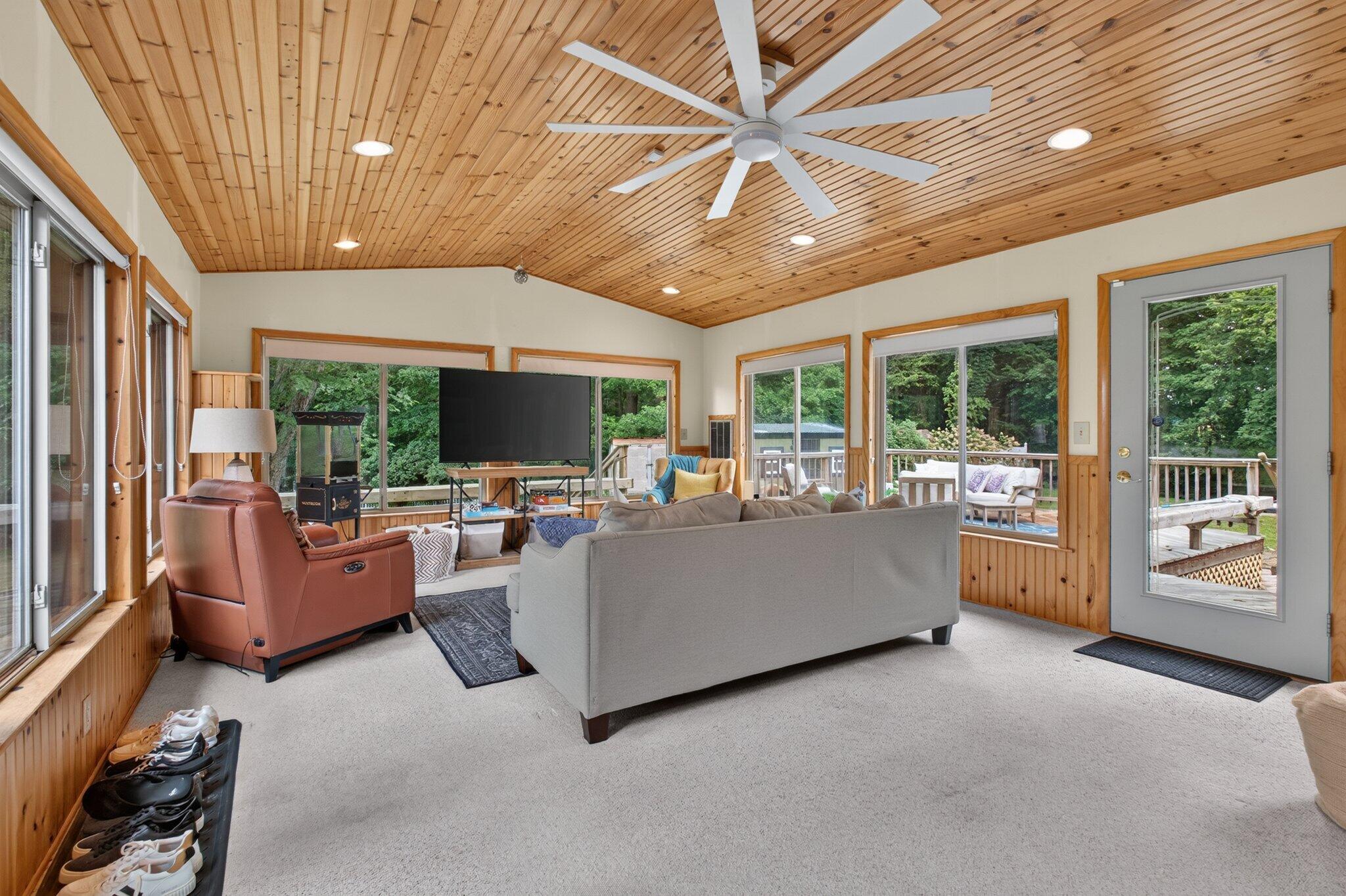 3712 S Pipestone Road Sodus MI 49126