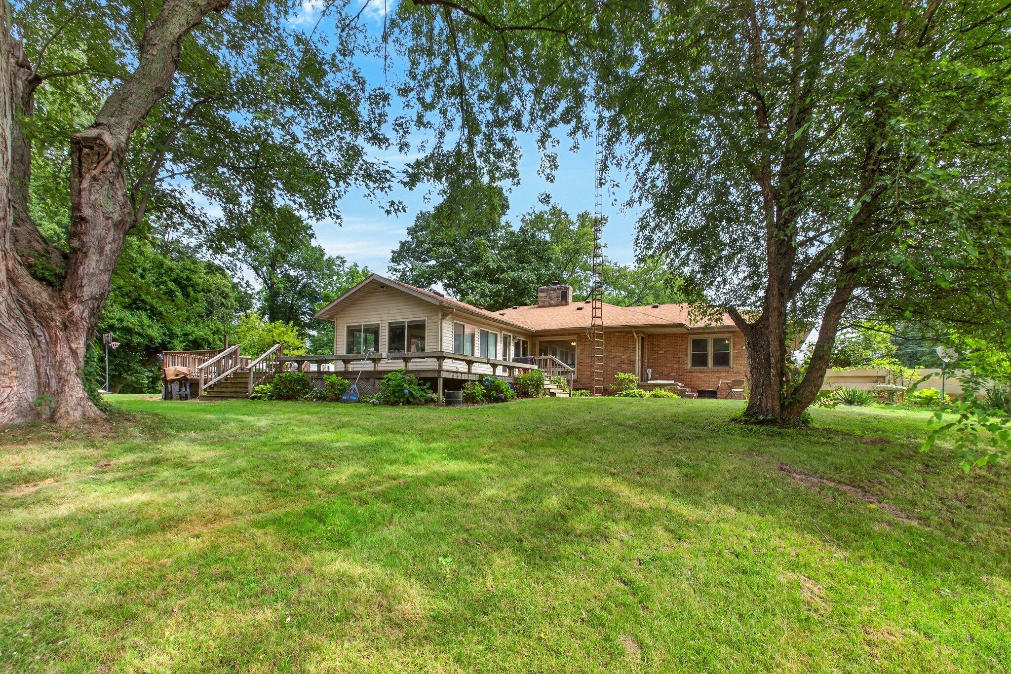 3712 S Pipestone Road Sodus MI 49126