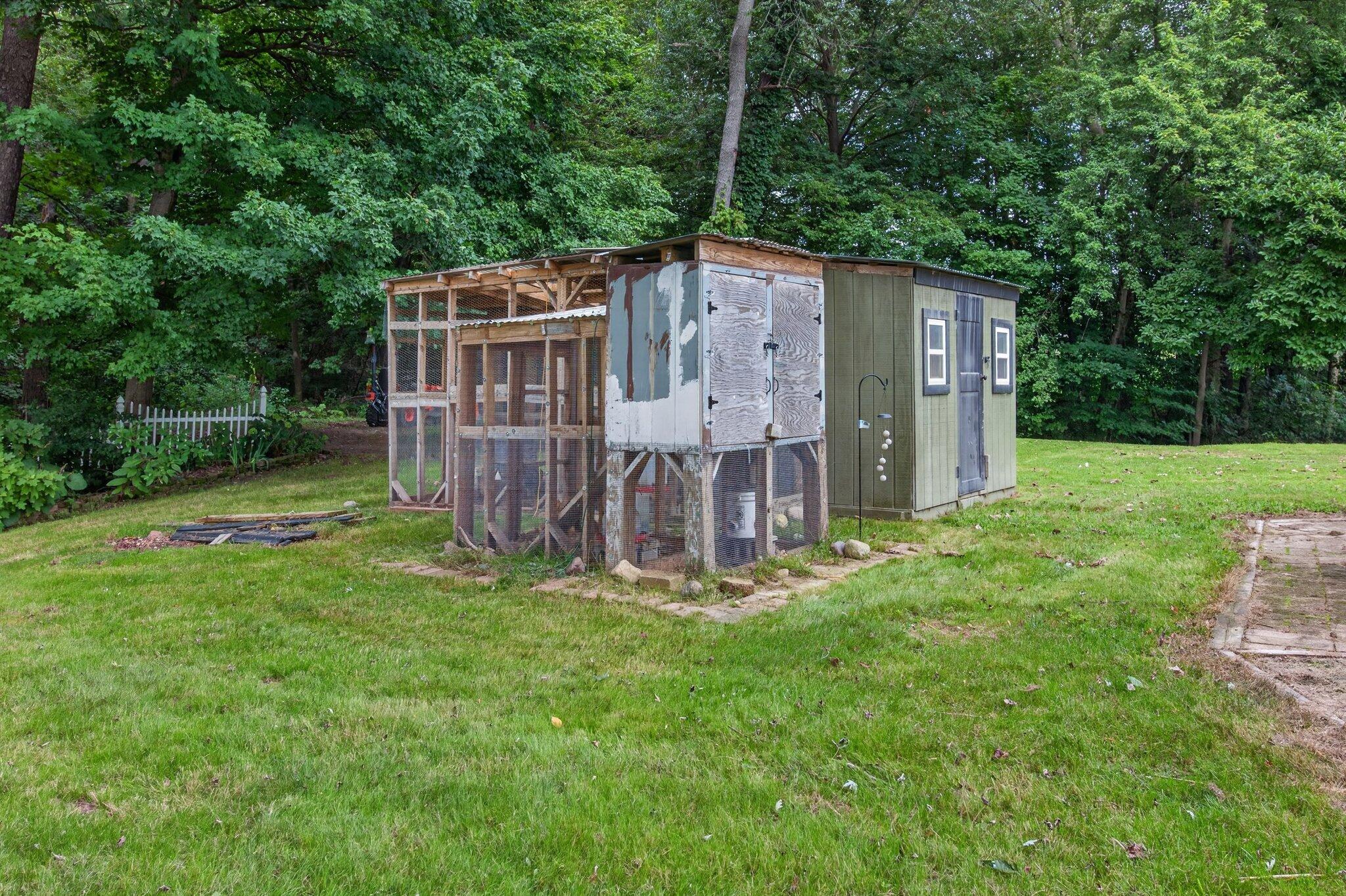 3712 S Pipestone Road Sodus MI 49126