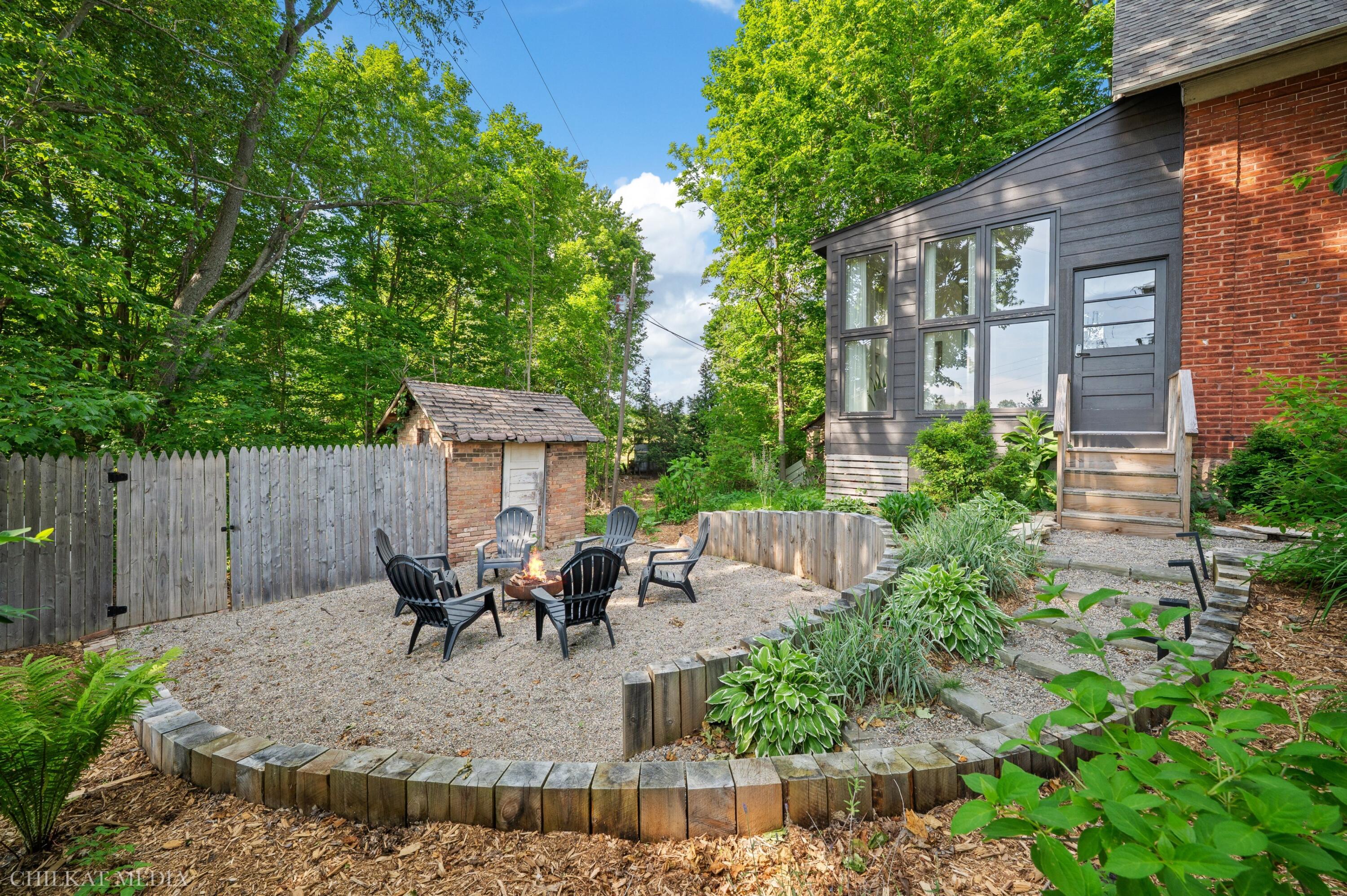 1055 Mount Tabor Road Buchanan MI 49107
