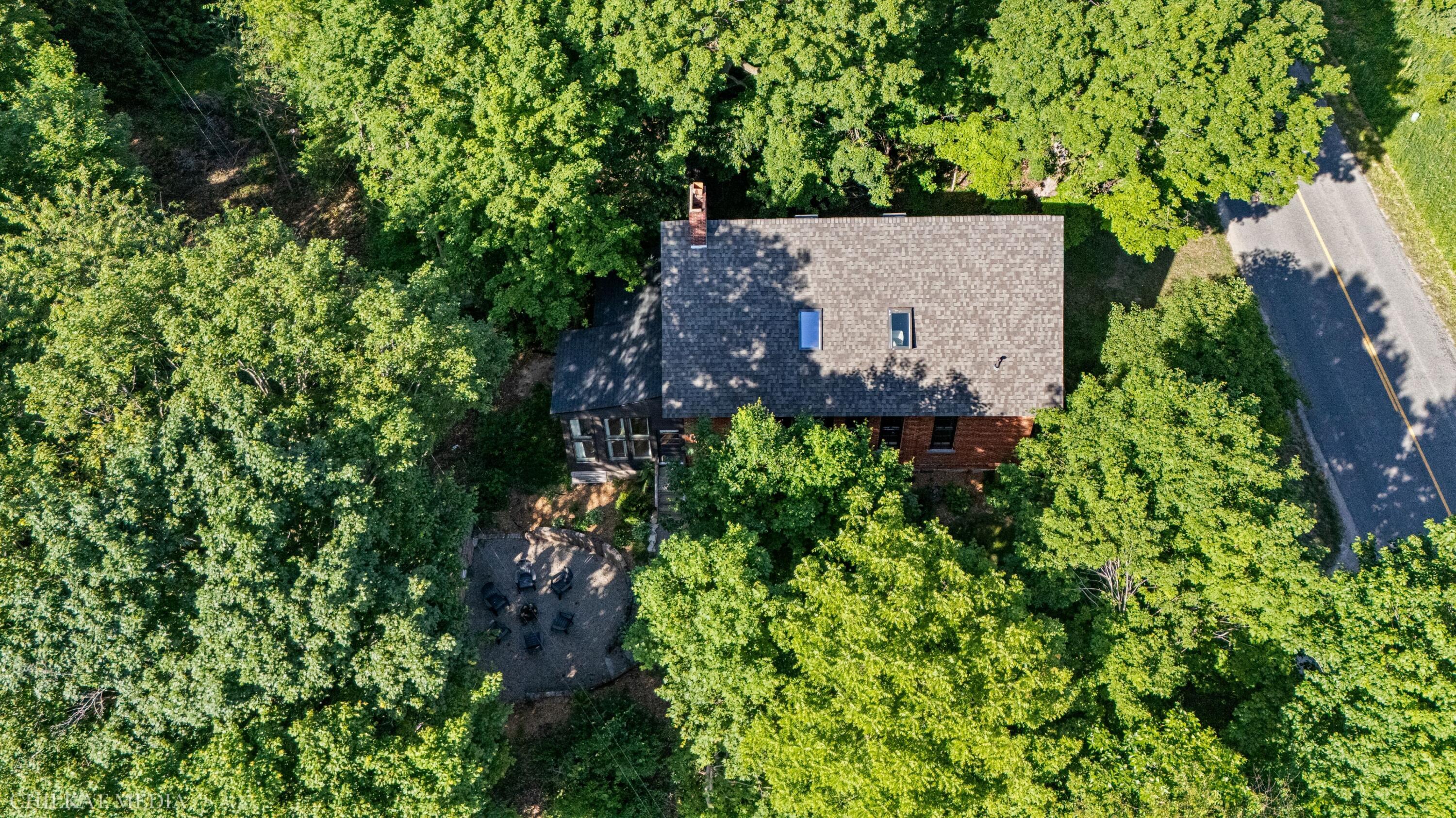1055 Mount Tabor Road Buchanan MI 49107