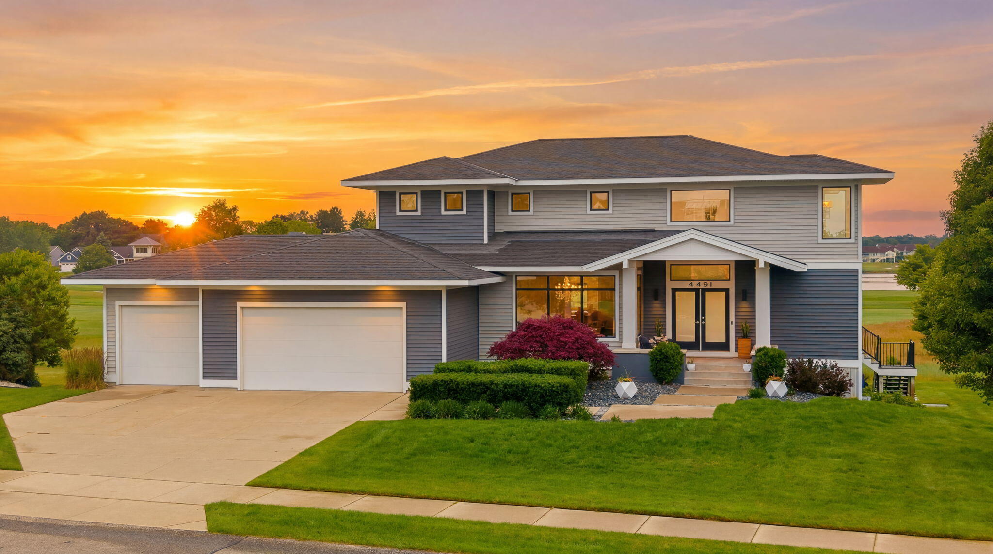 Holland MI, 4431 Grand Point