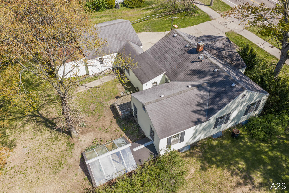 711 Riley Street Holland MI 49424