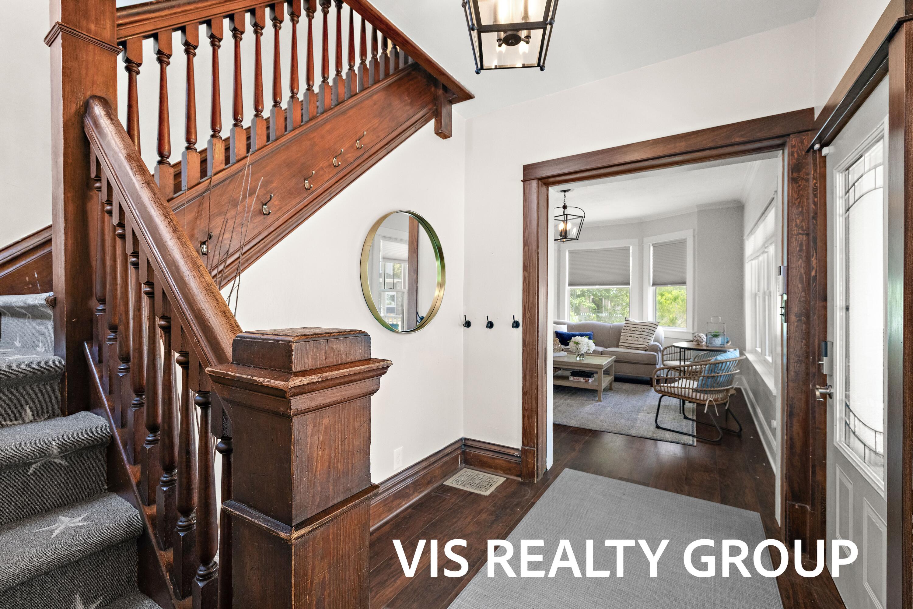 627 Fulton Avenue Grand Haven MI 49417