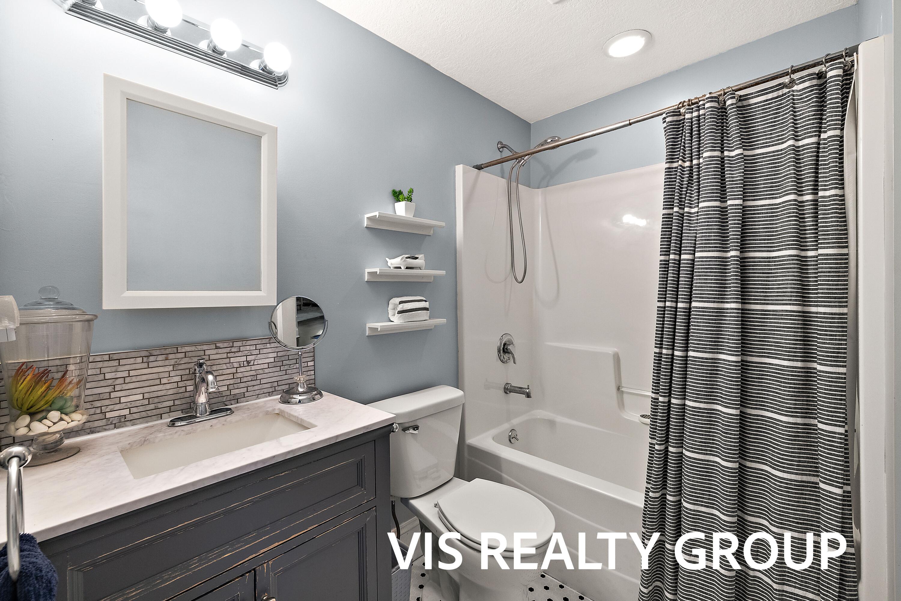 627 Fulton Avenue Grand Haven MI 49417
