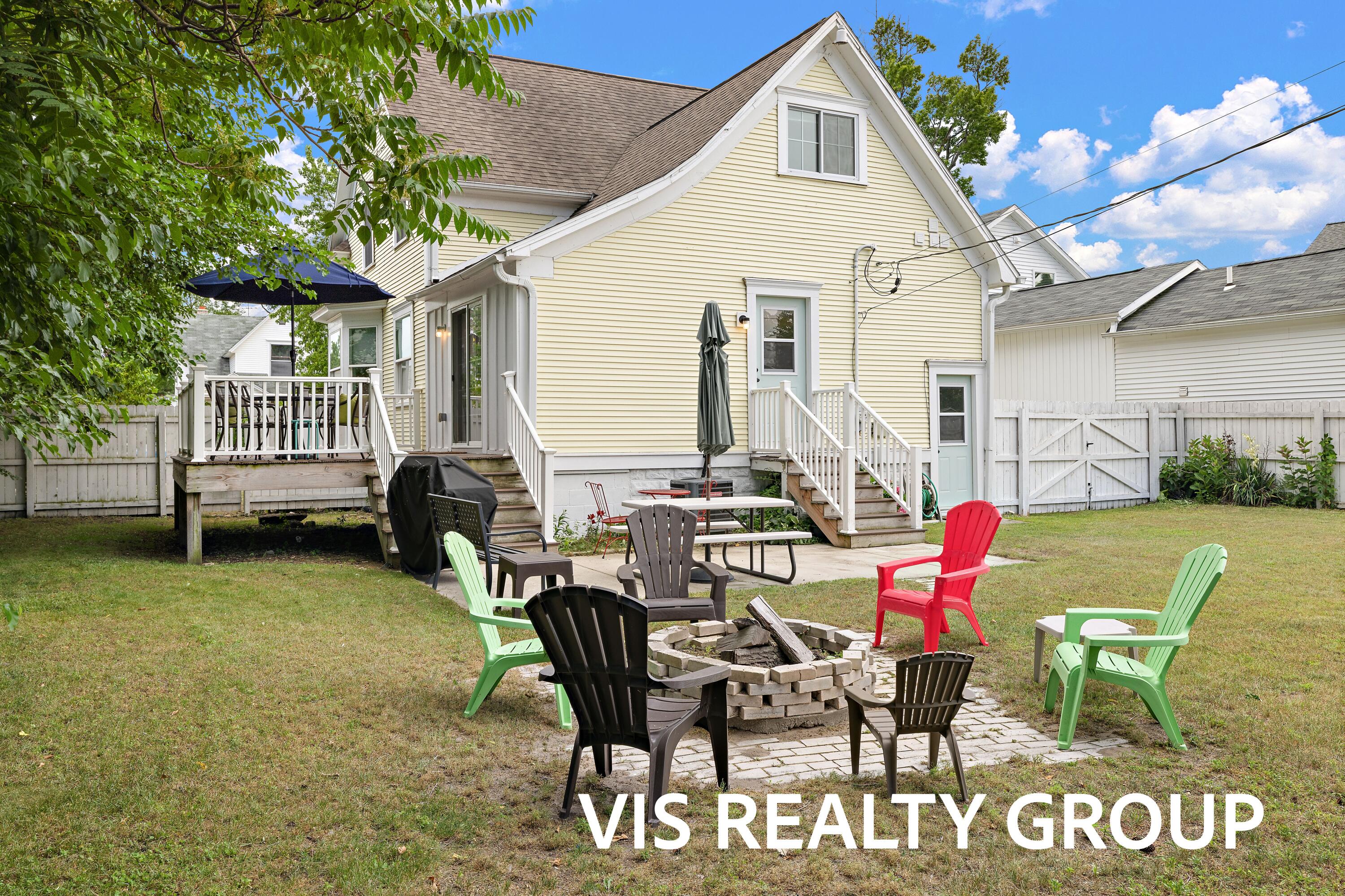 627 Fulton Avenue Grand Haven MI 49417