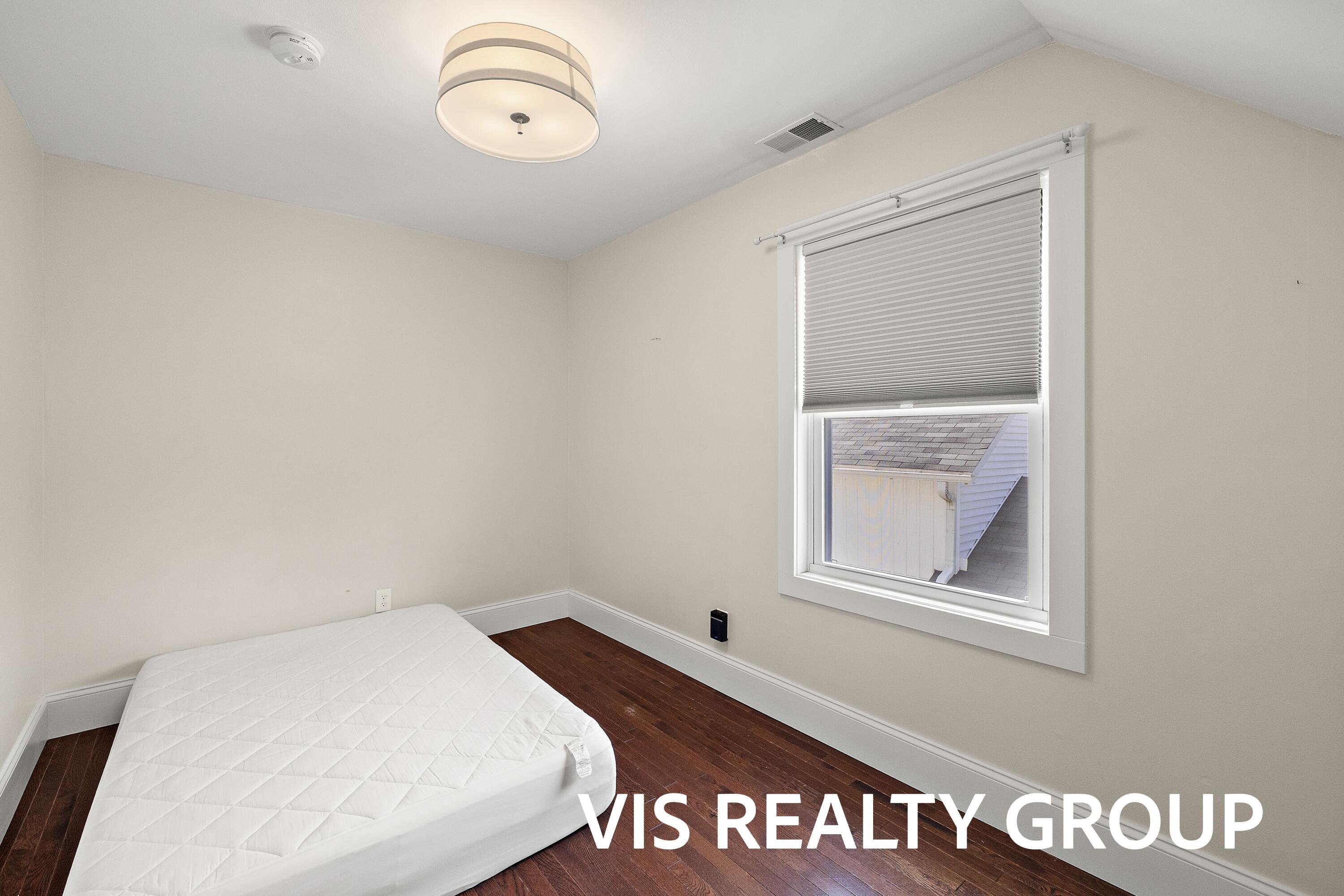 627 Fulton Avenue Grand Haven MI 49417