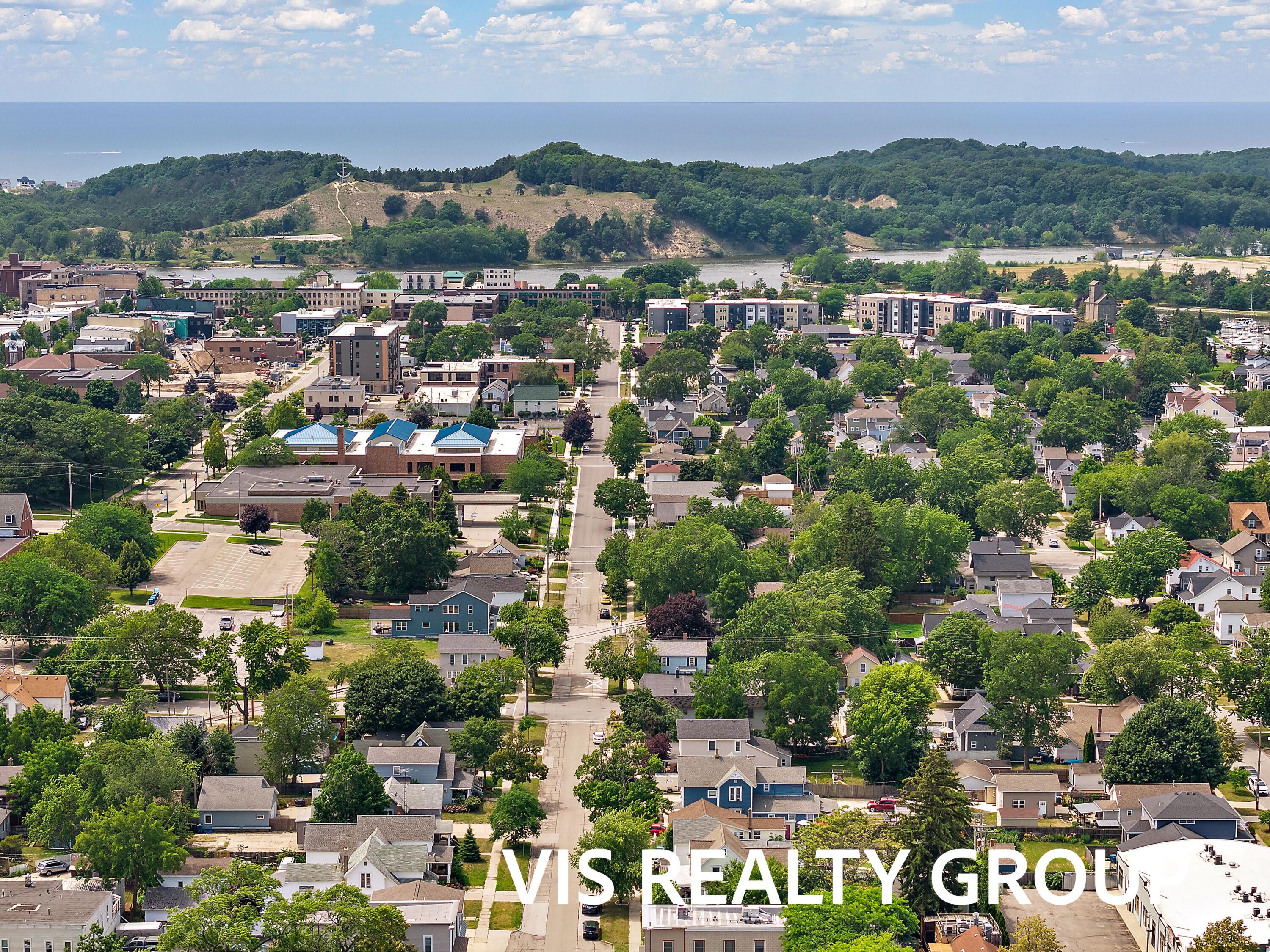 627 Fulton Avenue Grand Haven MI 49417