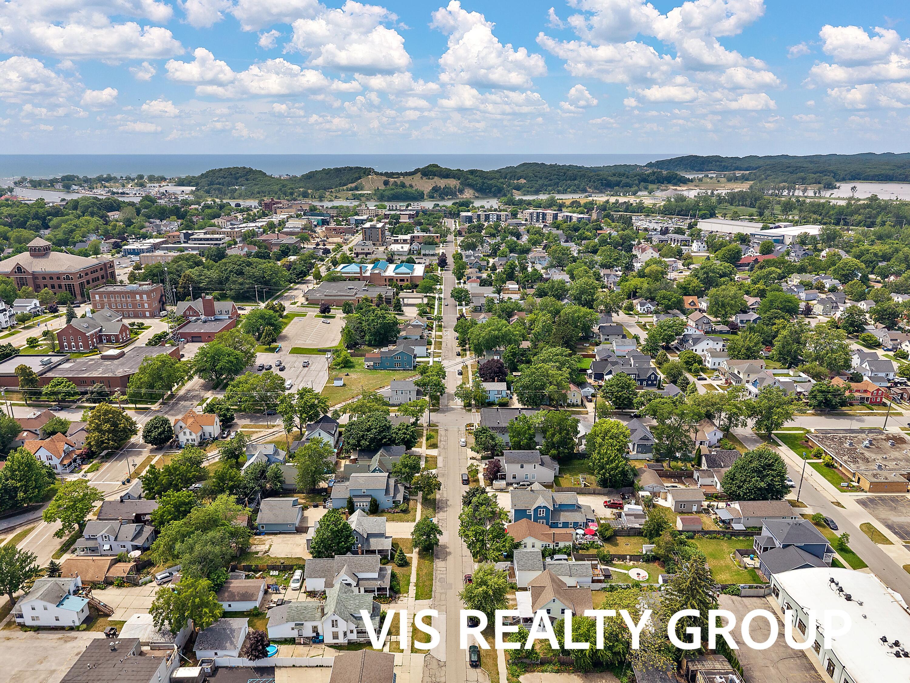 627 Fulton Avenue Grand Haven MI 49417