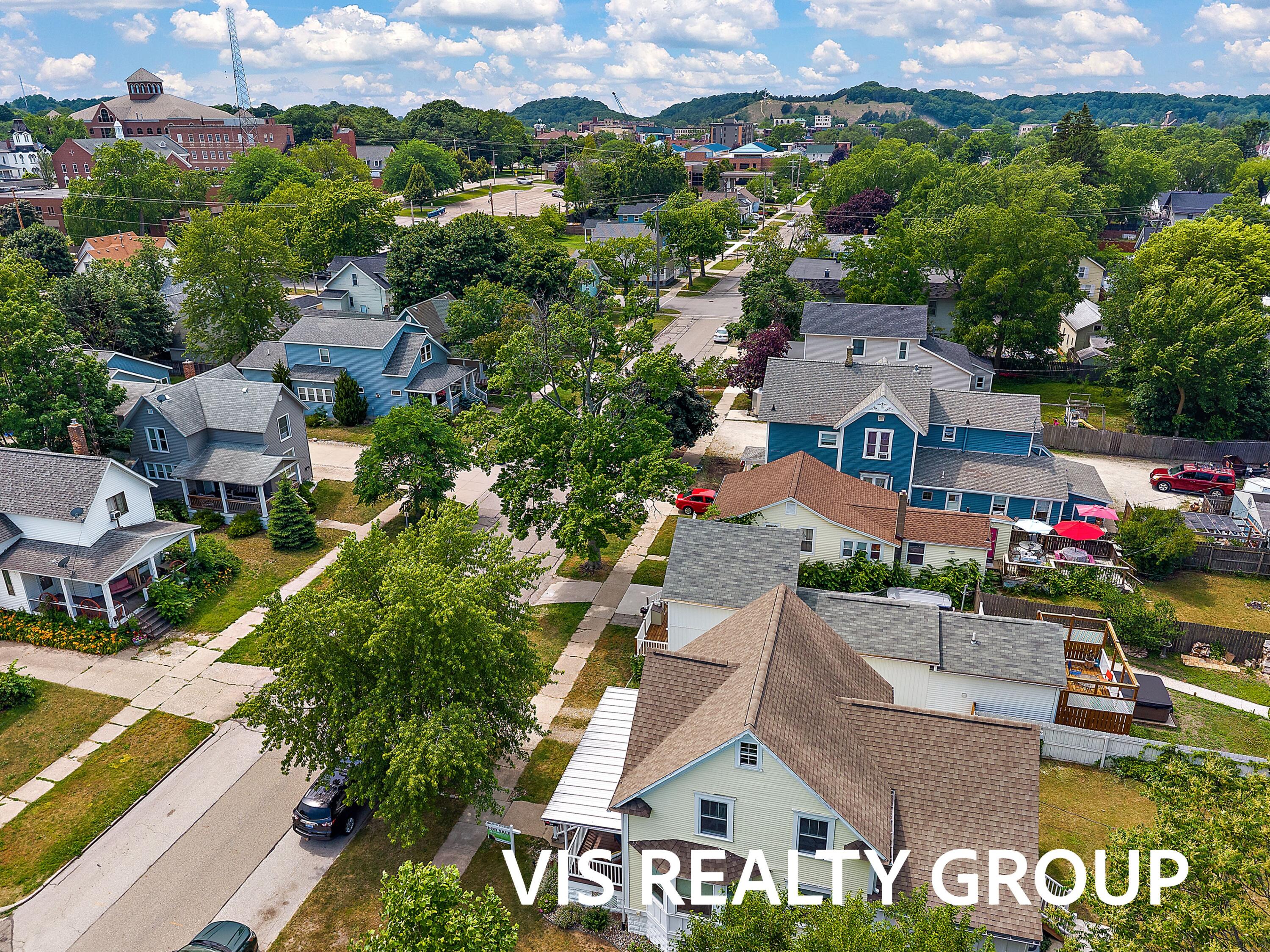 627 Fulton Avenue Grand Haven MI 49417