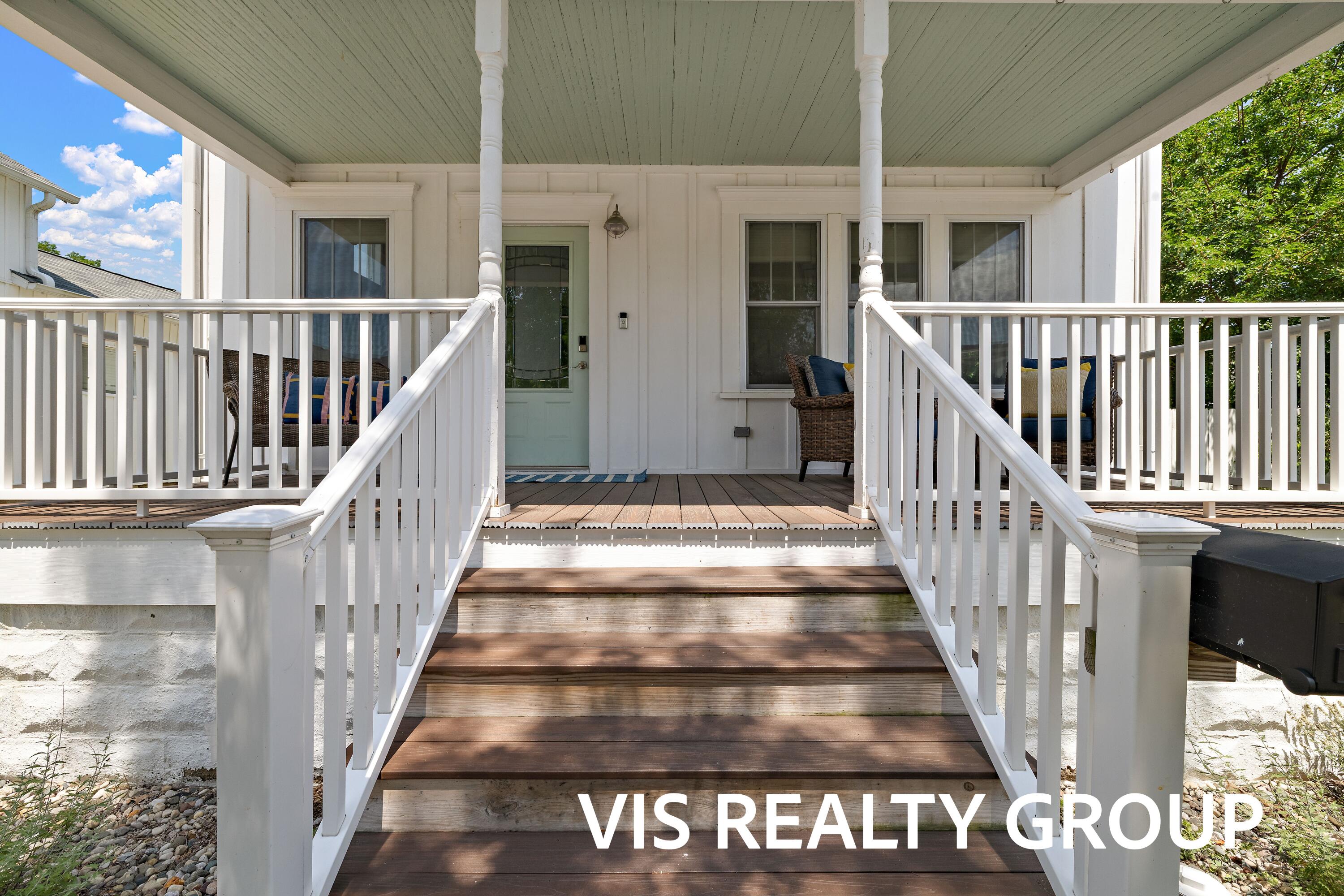 627 Fulton Avenue Grand Haven MI 49417