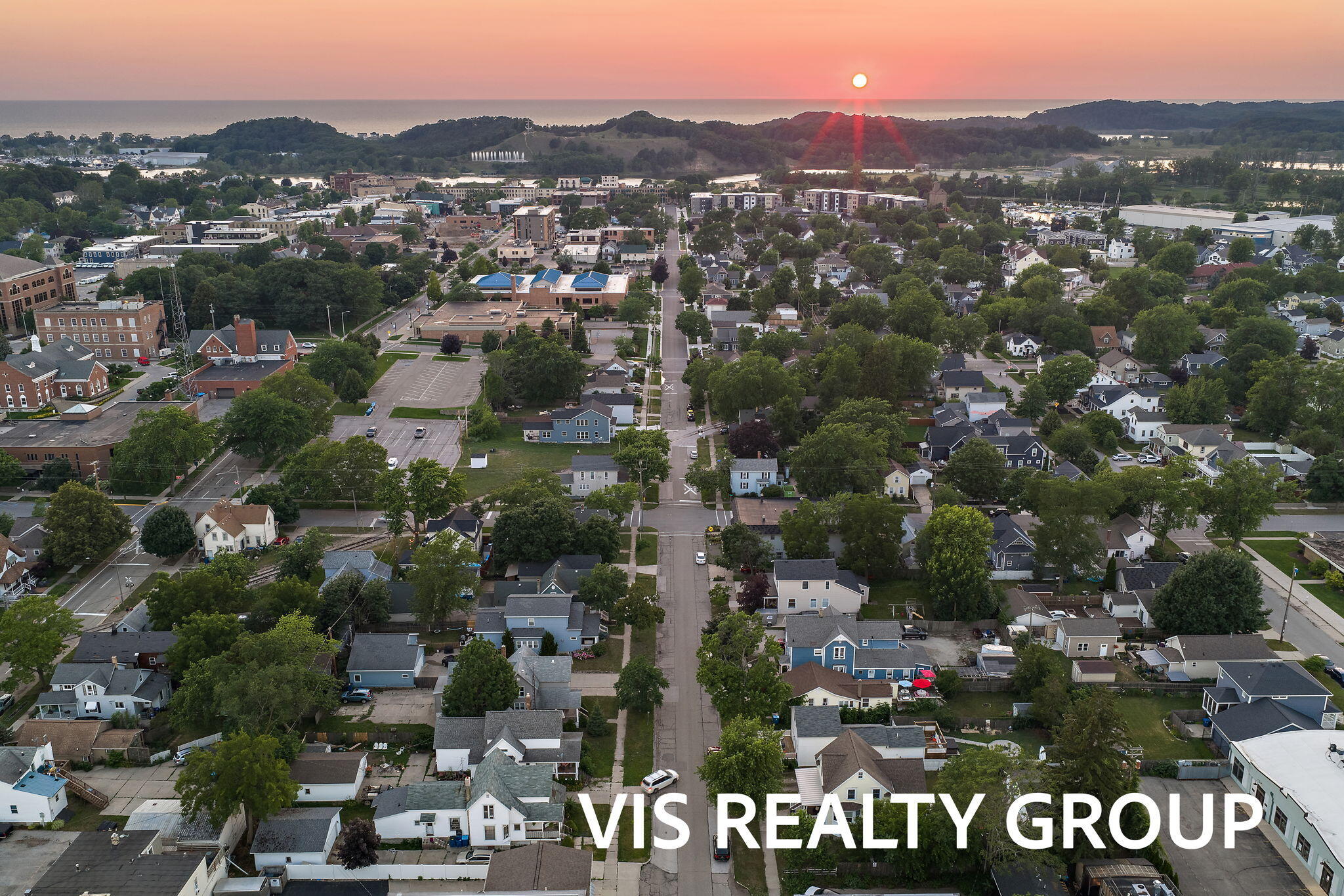 627 Fulton Avenue Grand Haven MI 49417