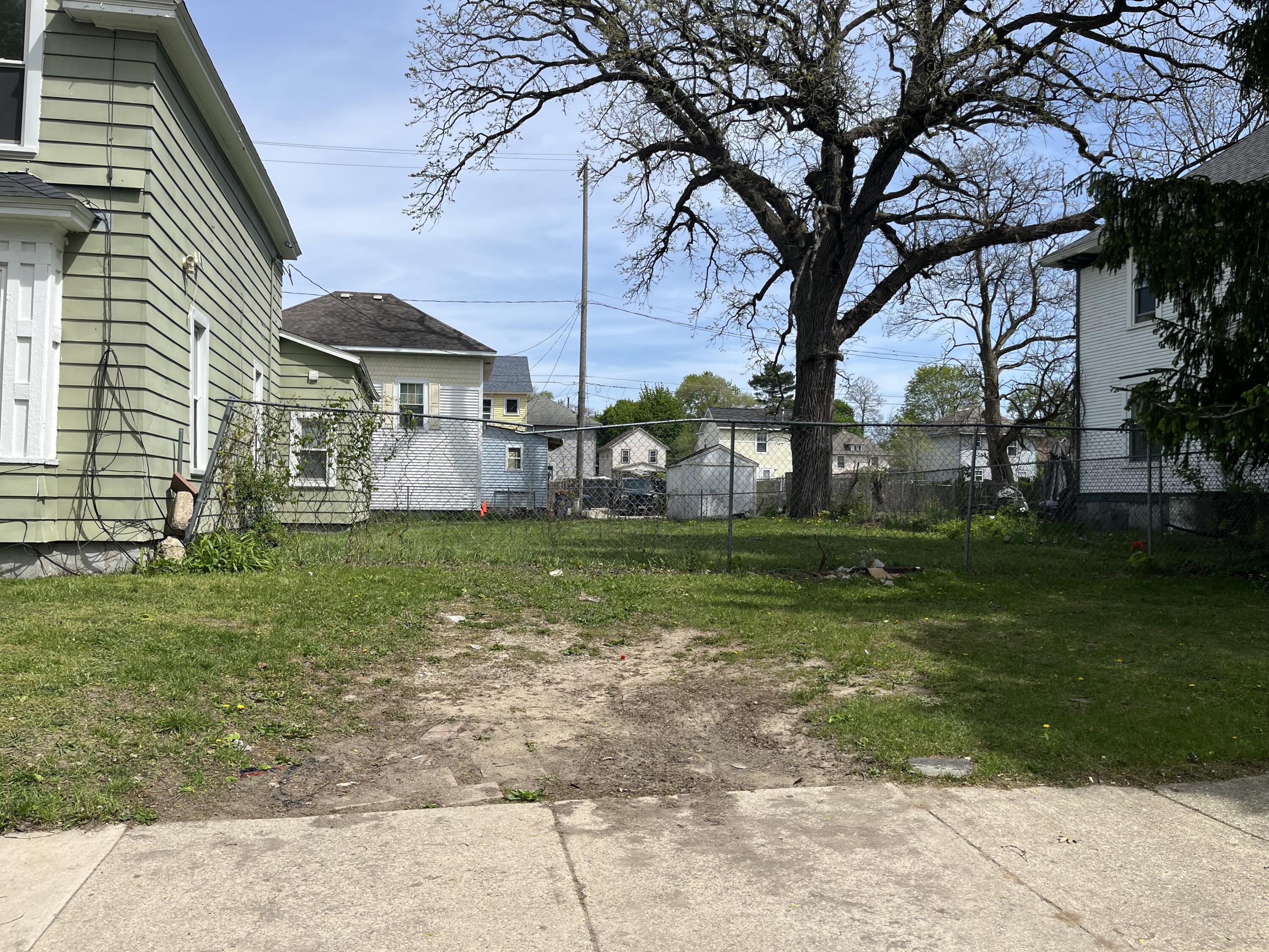 1100 Cass Avenue SE Grand Rapids MI 49507