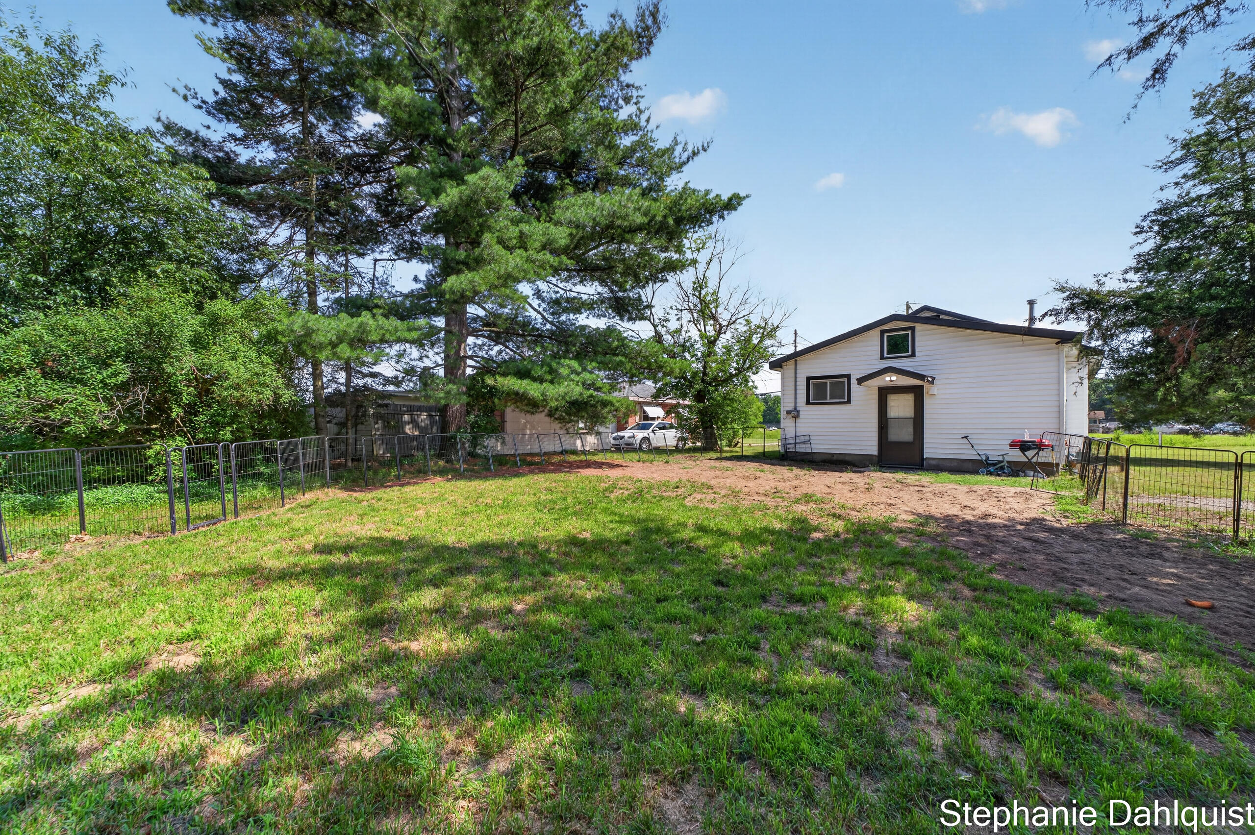 4622 E Apple Avenue Muskegon MI 49442
