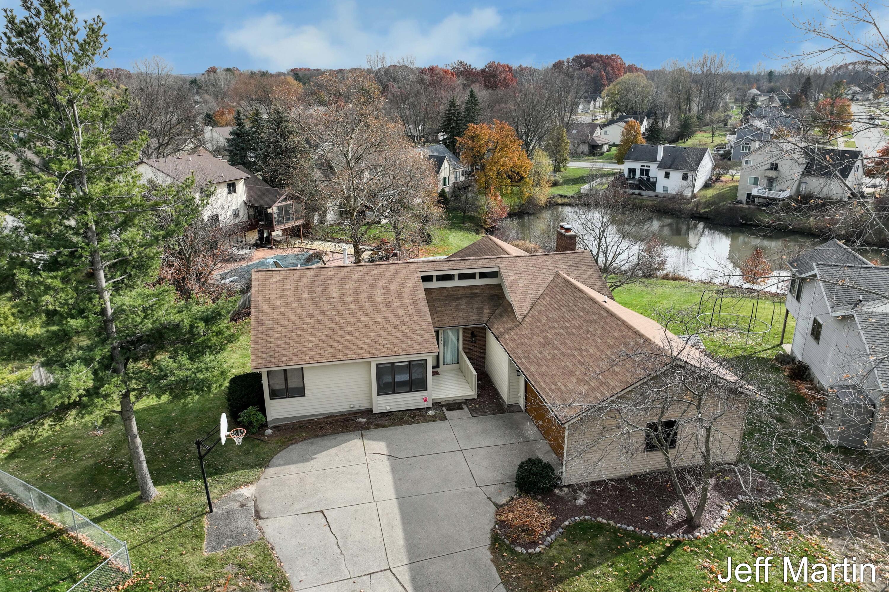 4470 Wintergreen Drive SE Grand Rapids MI 49512